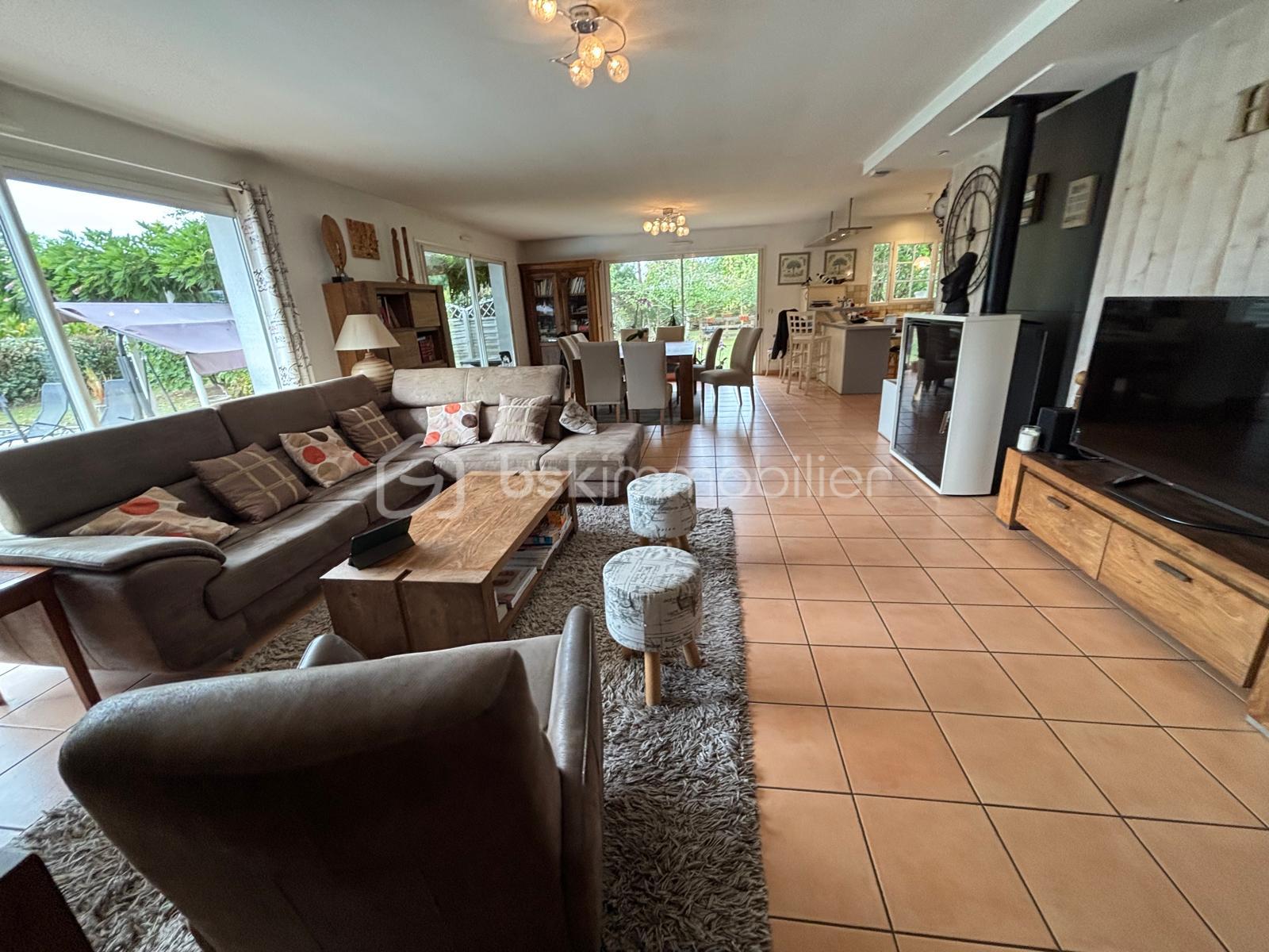 Maison contemporaine de 152 m² - IMG-20250910-WA0019.jpg