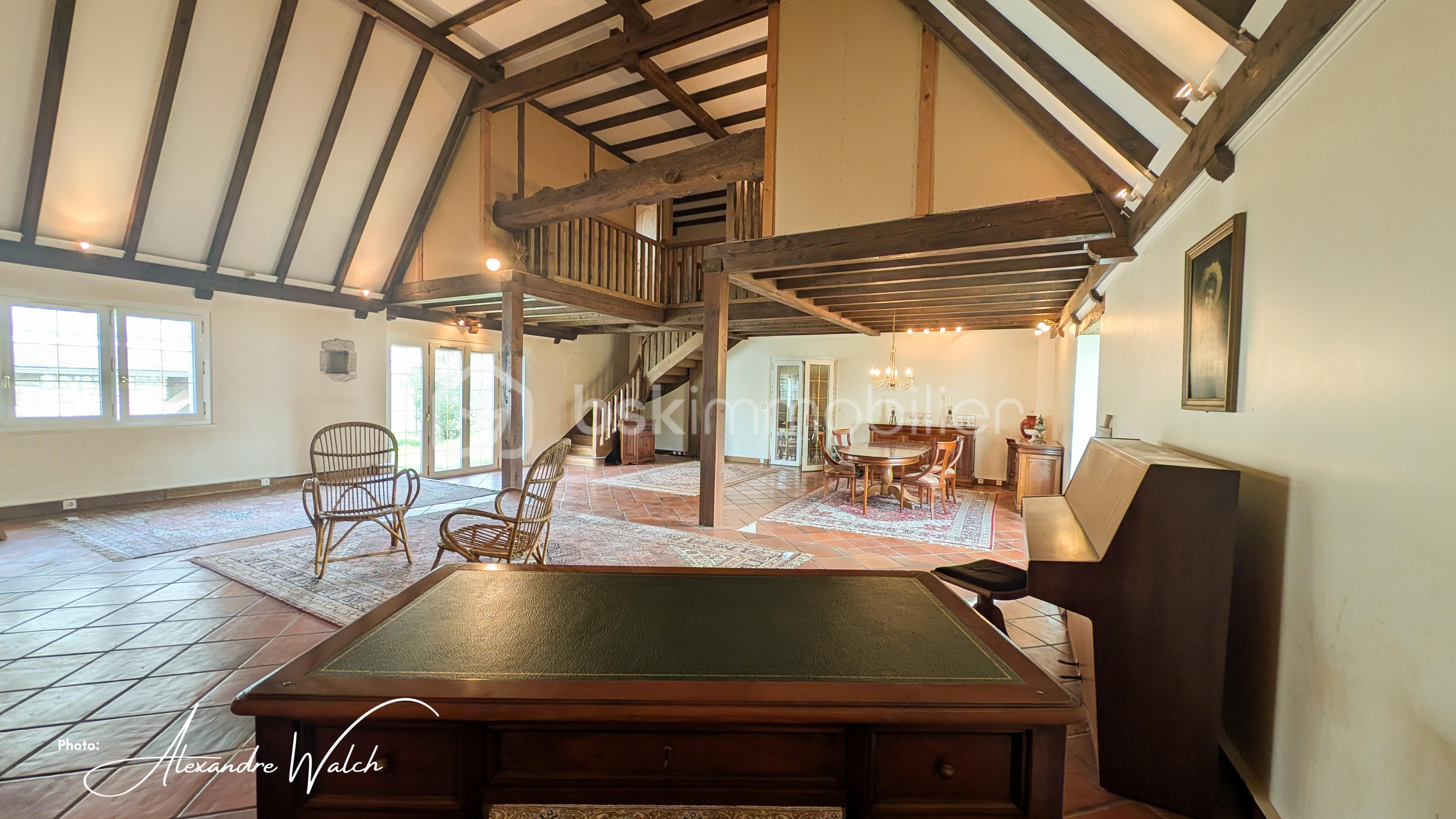 Maison ancienne de 198 m² - signaturePXL_20251031_103244448.MP.jpg