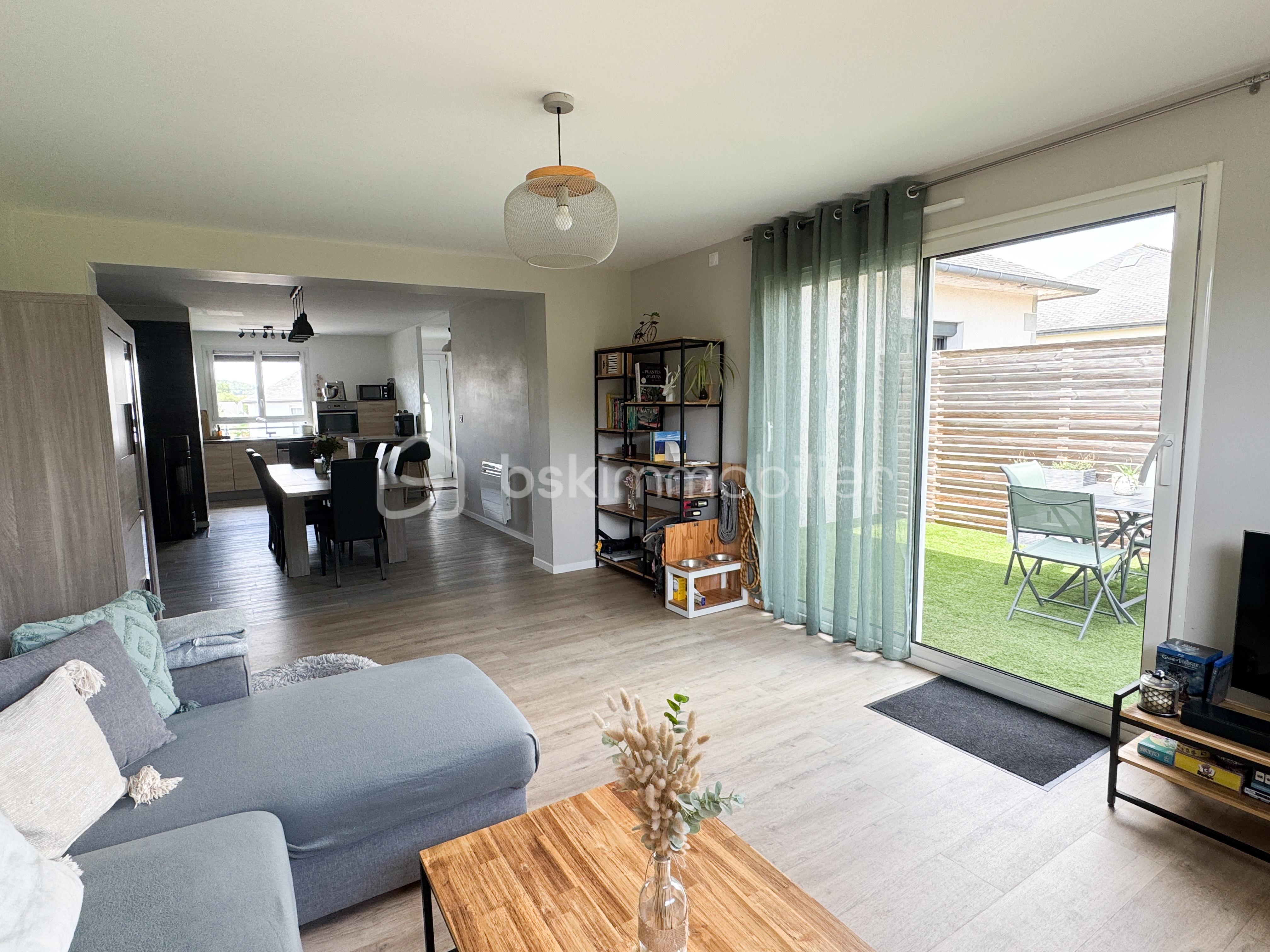 Maison de 120 m² - ROCHER IMG_1244.JPG