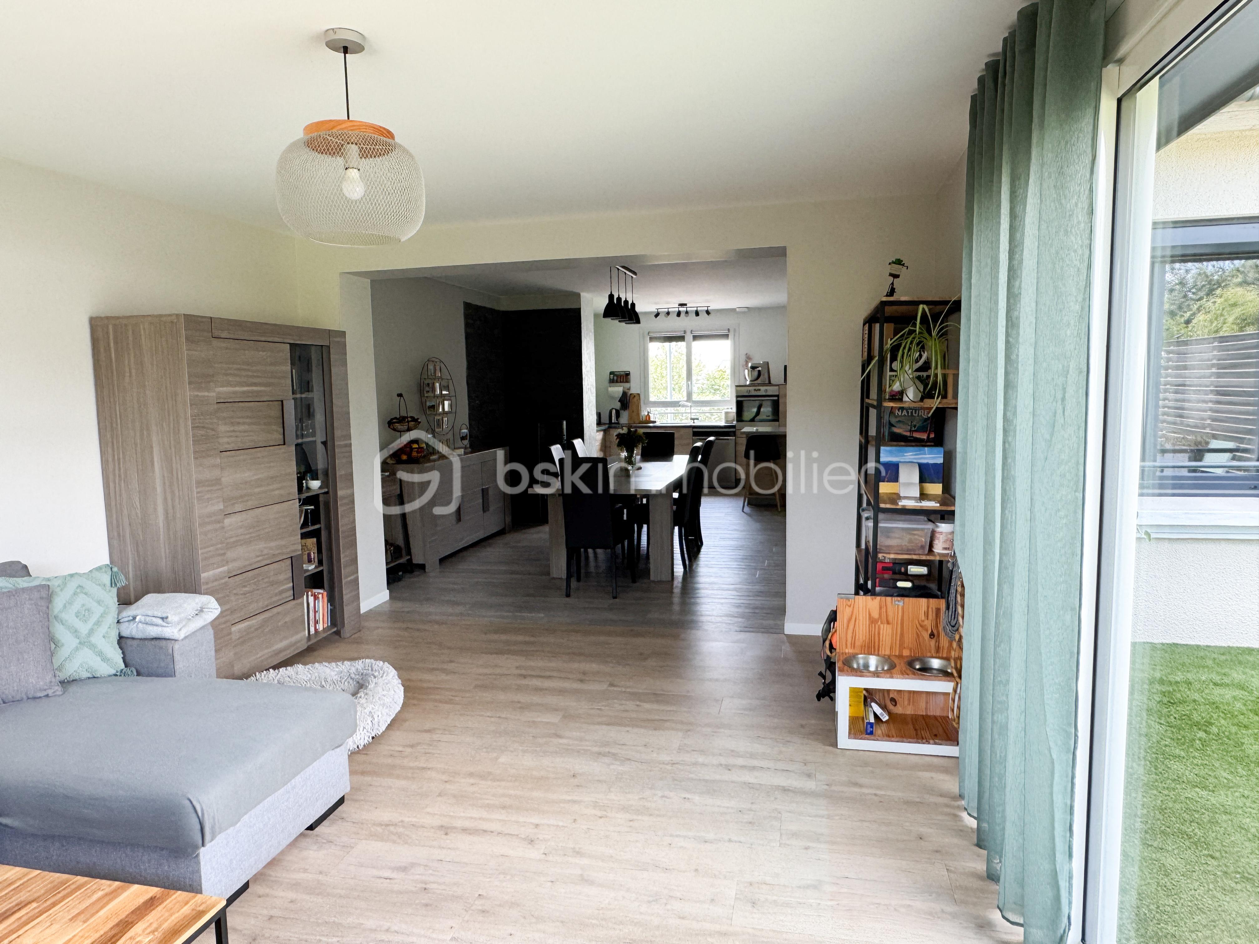 Maison de 120 m² - ROCHER IMG_1245.JPG
