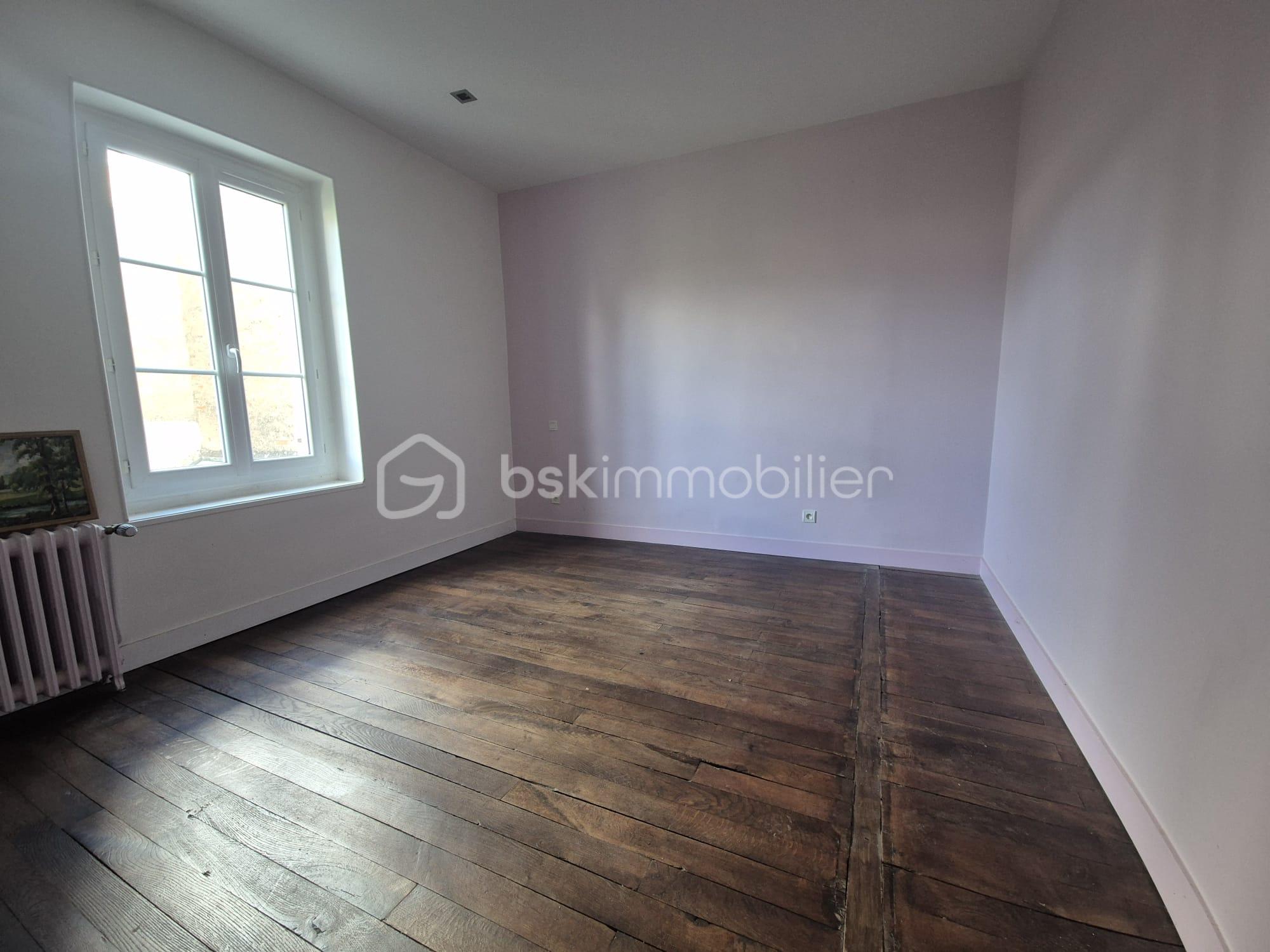 Maison de ville de 168 m² - WhatsApp Image 2025-09-02 à 02.27.42_dc5a294d.jpg