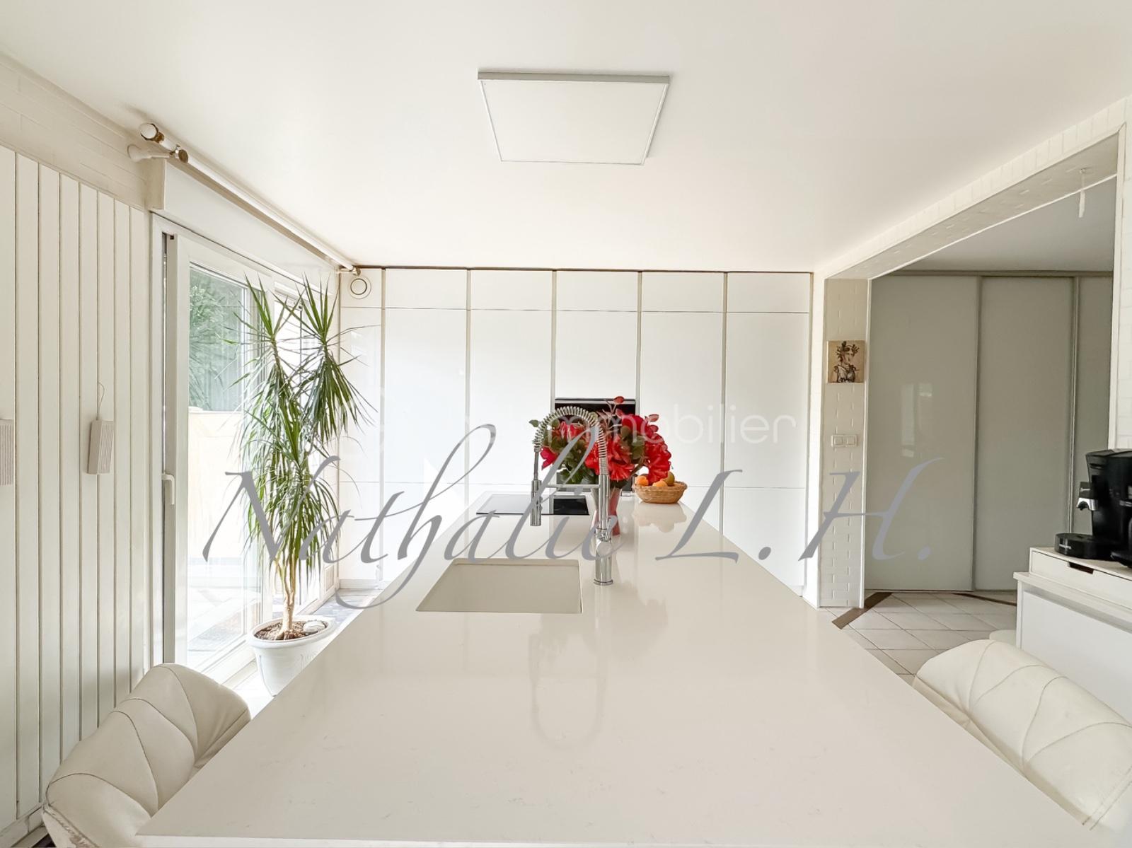 Demeure de 240 m² - IMG-20250617-WA0019(1).jpg