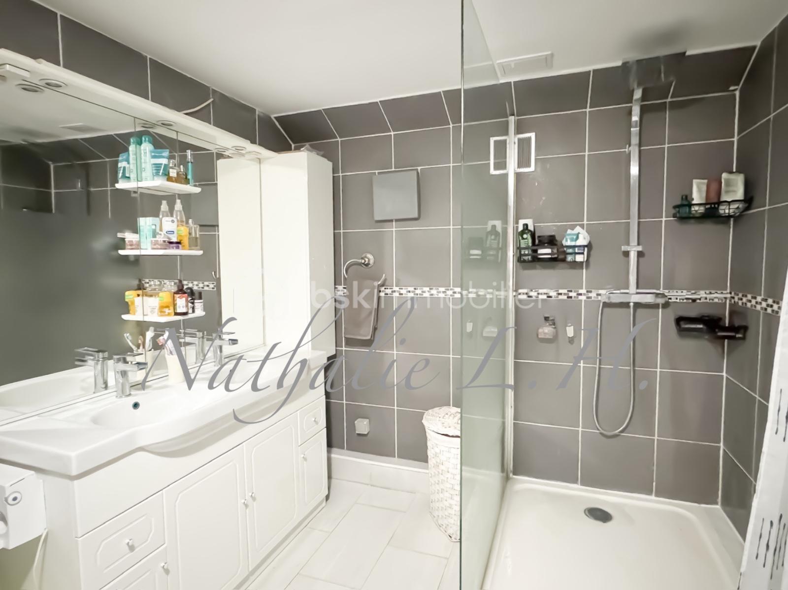 Demeure de 240 m² - IMG-20250617-WA0030(1).jpg
