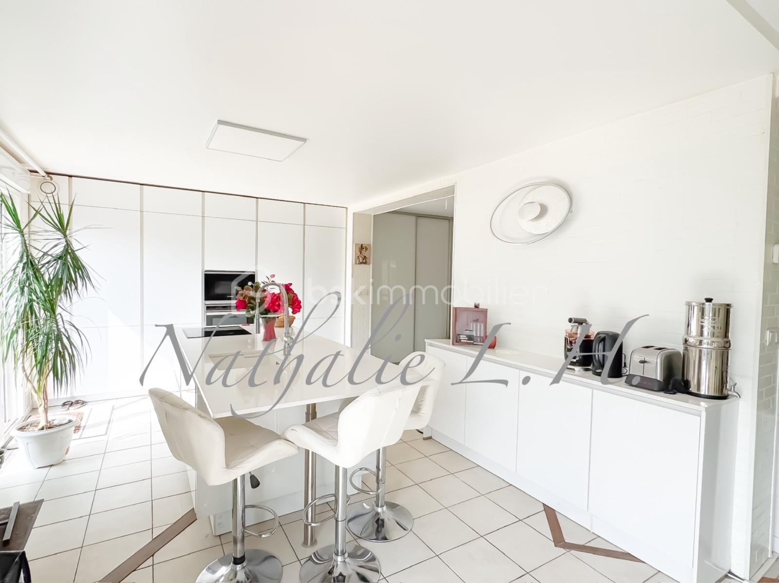 Demeure de 240 m² - IMG-20250617-WA0020.jpg