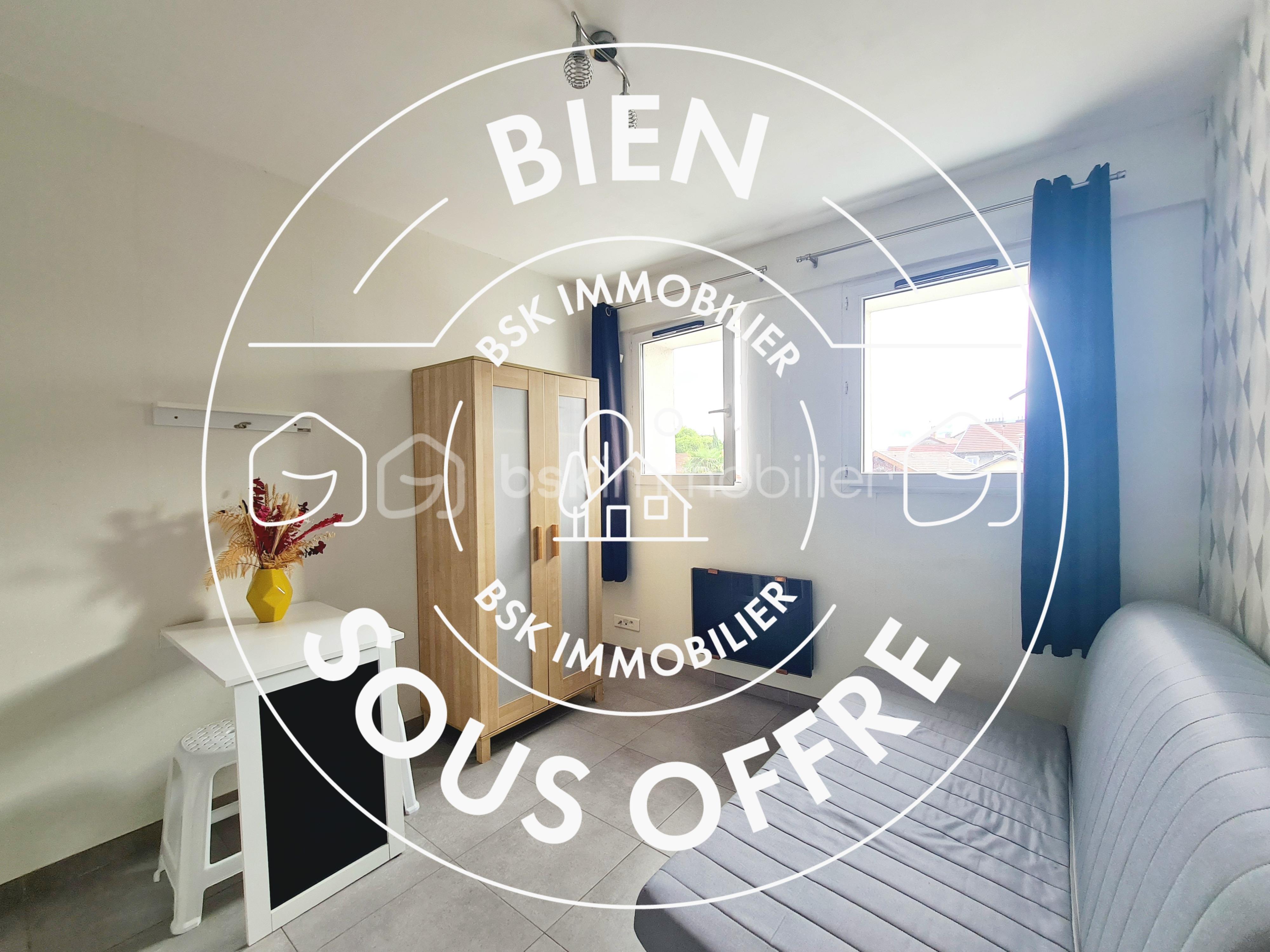 Studette de 15 m² - Picsart_25-09-21_16-25-39-934.jpg