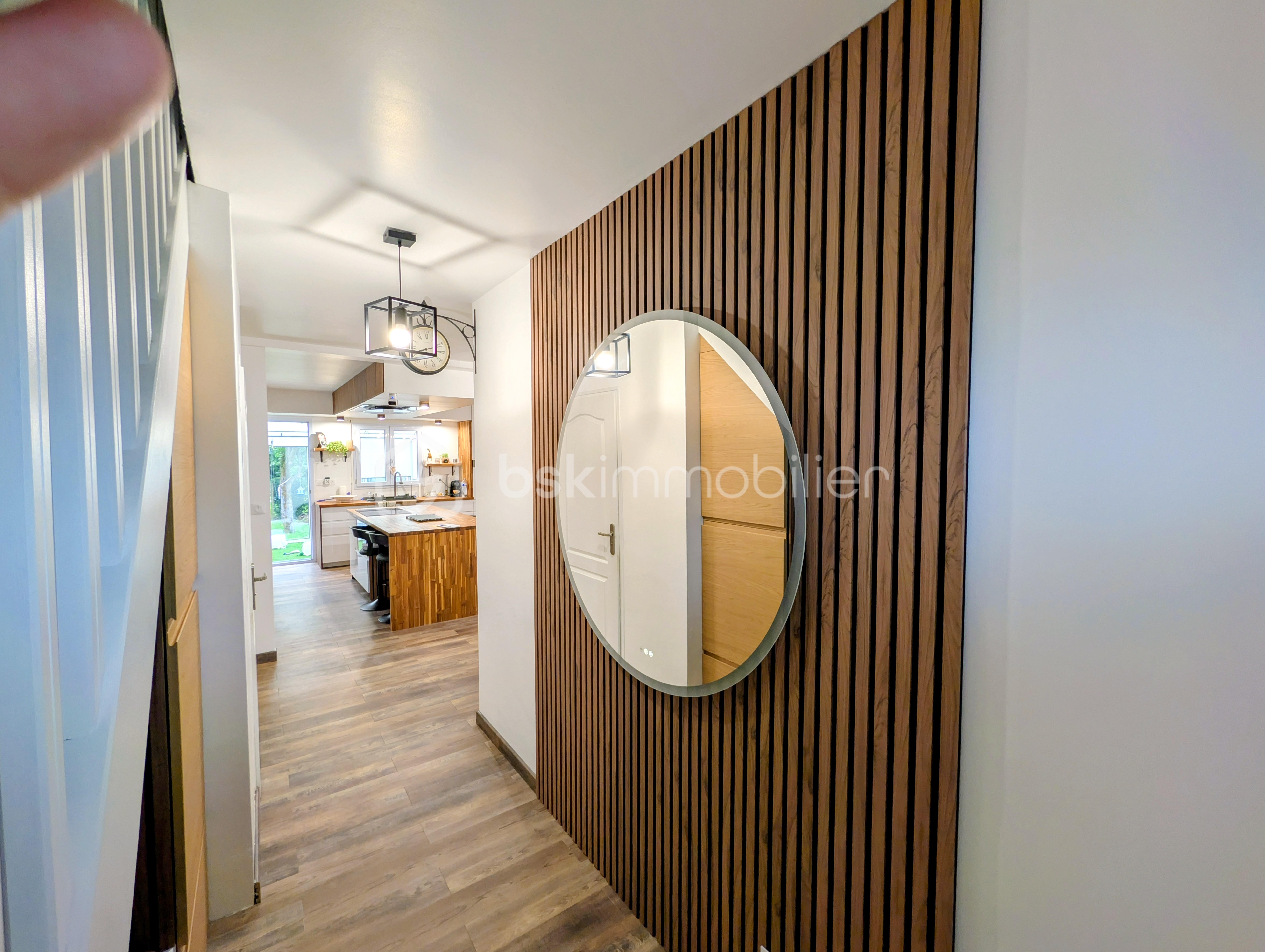 Maison traditionnelle de 174 m² - PXL_20251003_071647450~2.jpg