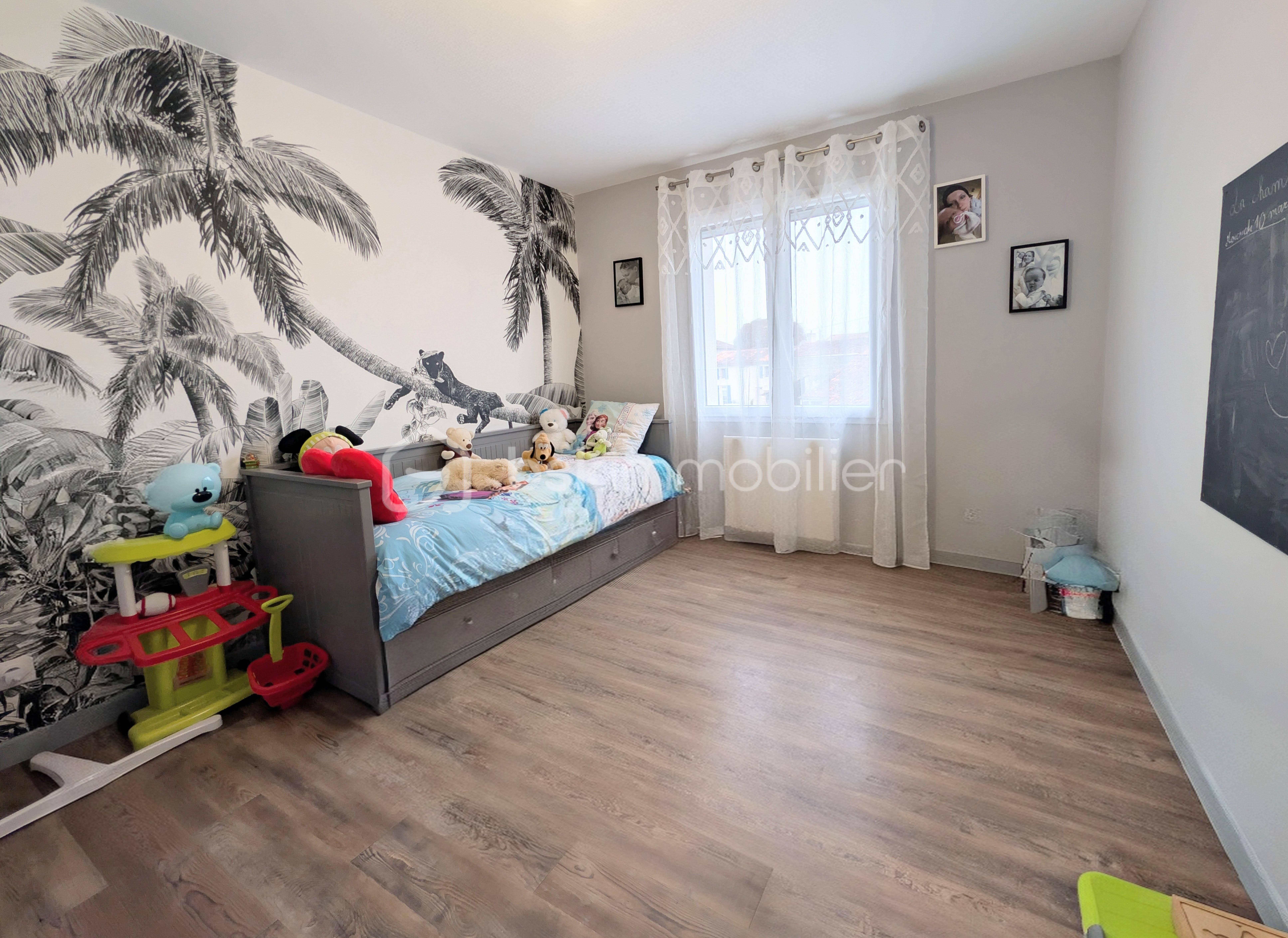 Maison traditionnelle de 174 m² - PXL_20251003_071449496~2.jpg