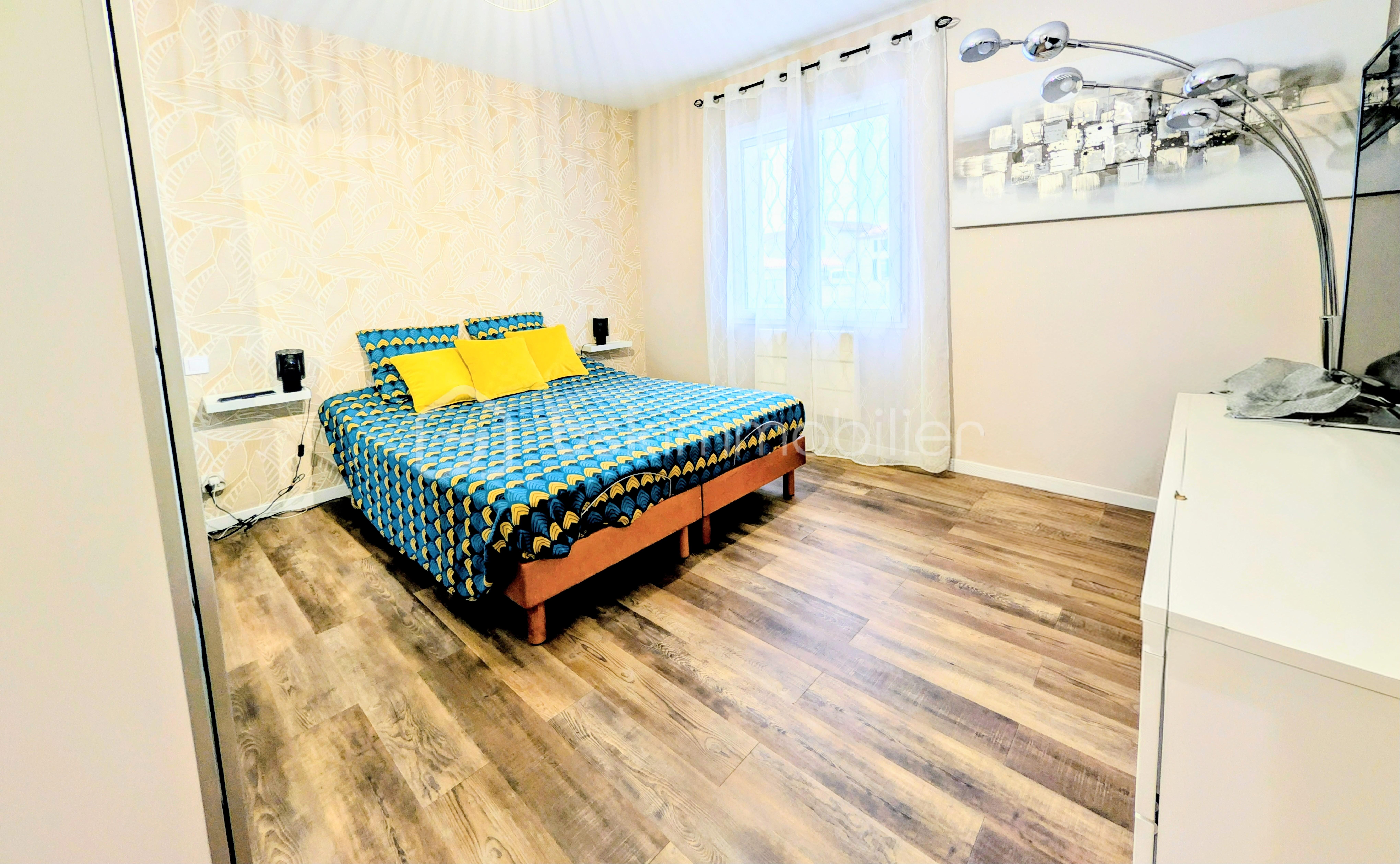 Maison traditionnelle de 174 m² - PXL_20251003_070840564~3.jpg