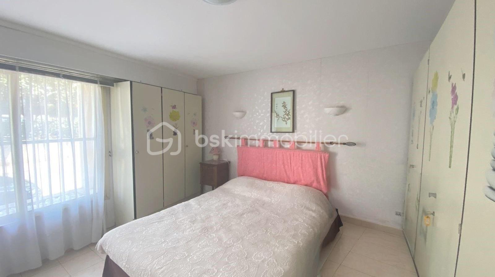 245149-CHAMBRE 2 MORIN (aménagée).jpg