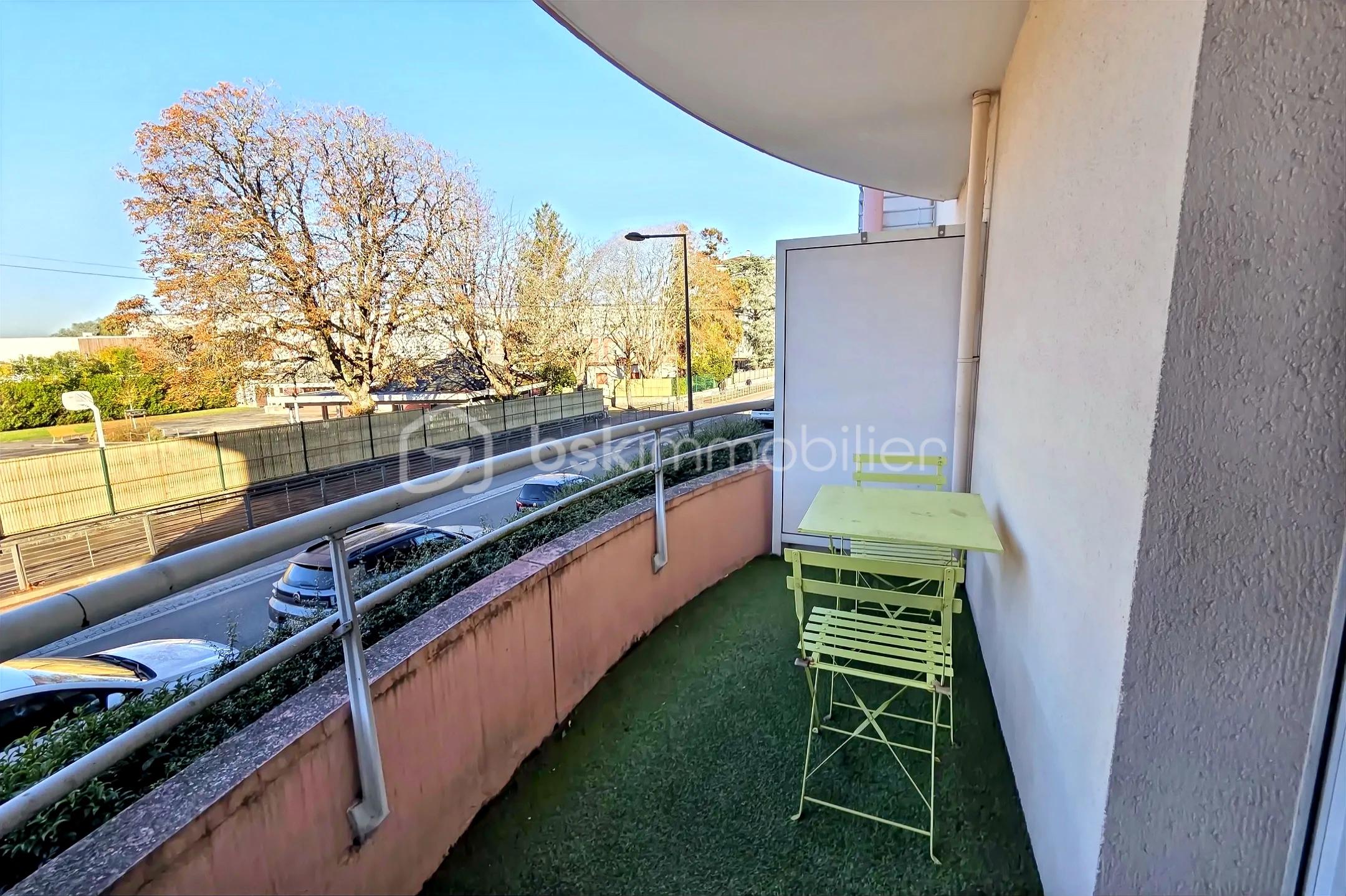 Studette de 19 m² - hoqi-6e97520a60f94736a24e8ffd8f39b622.jpg