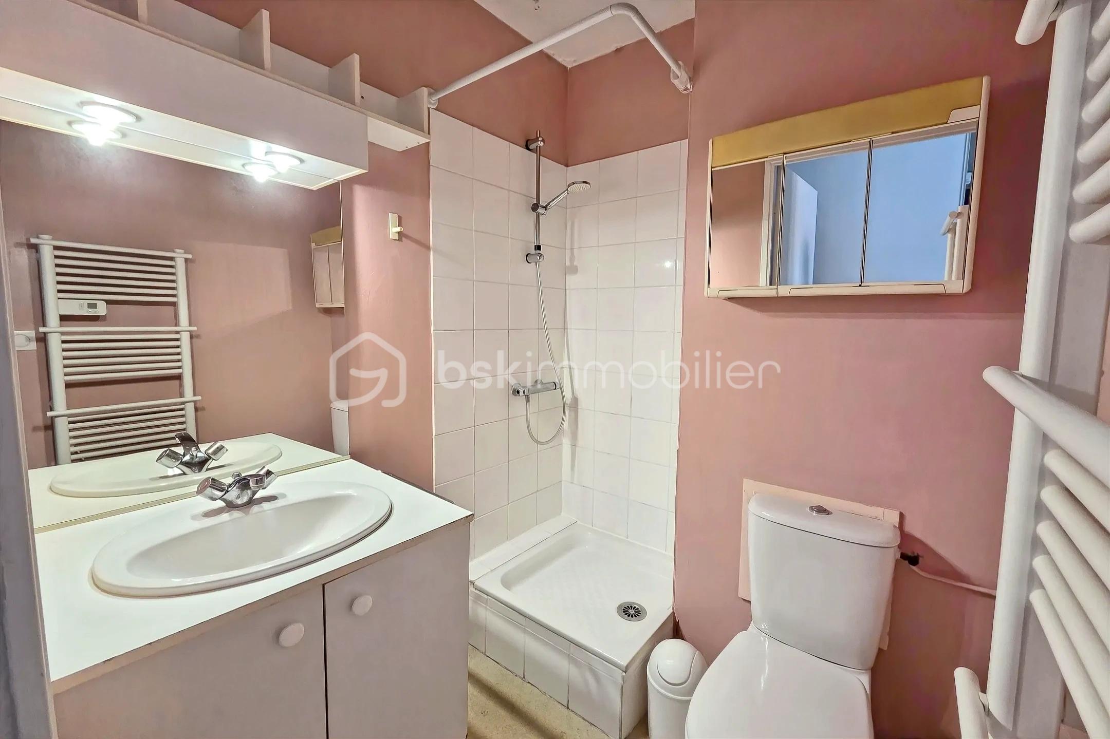 Studette de 19 m² - hoqi-ca33ba67d6a74b9fabefac4b8e4b6db9.jpg