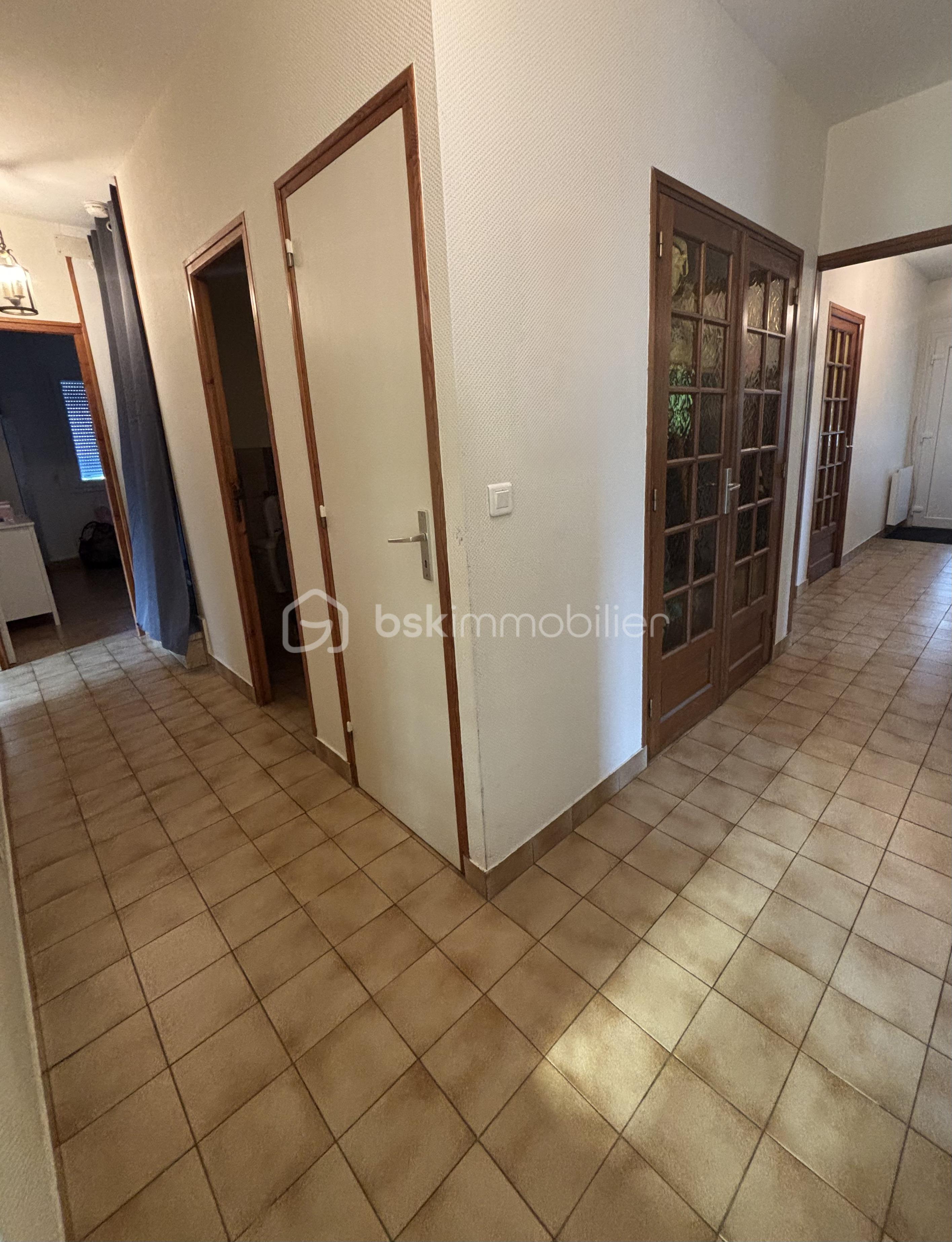 Maison de 187 m² - tempImageuESIh5.png