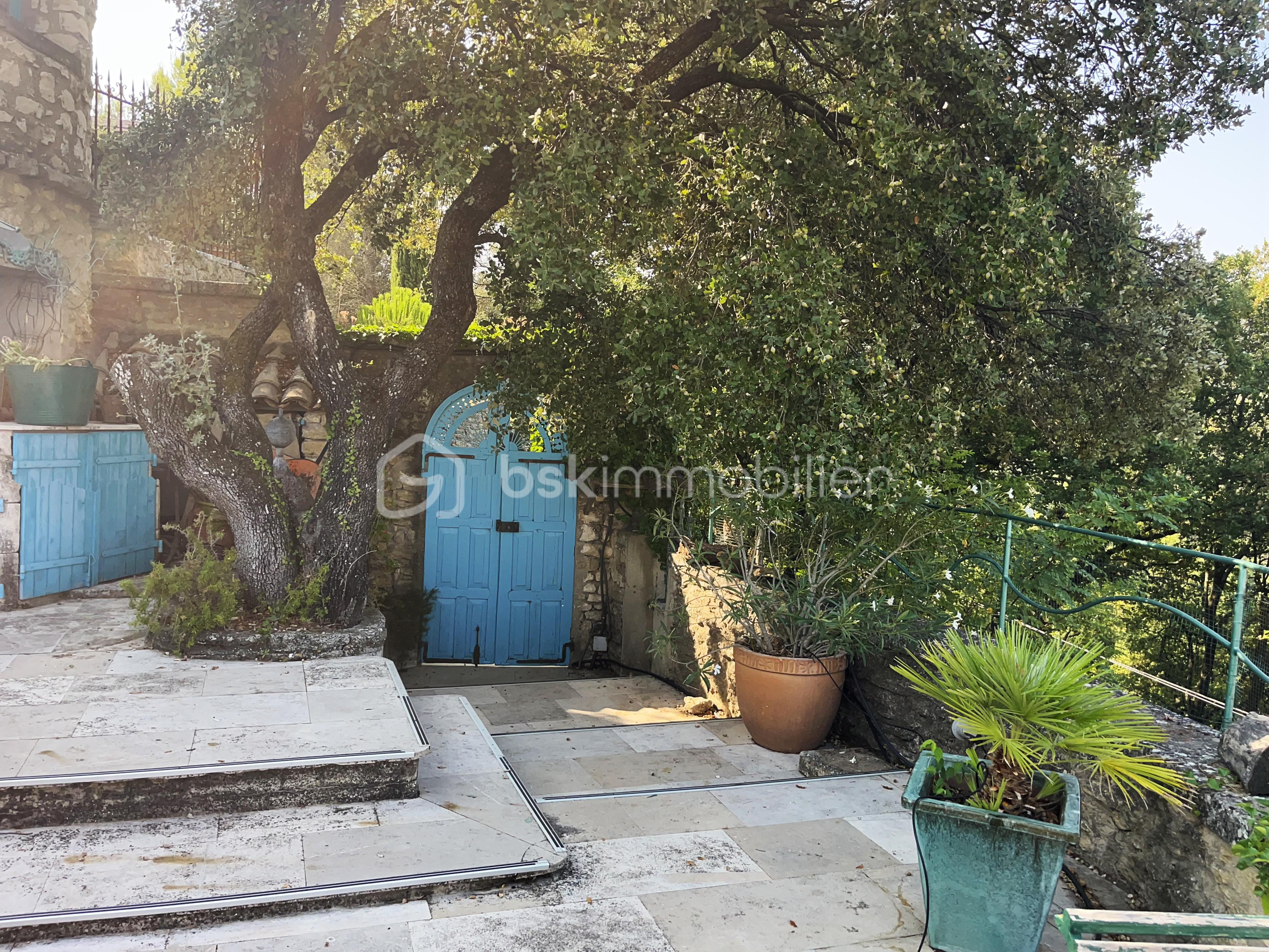 Maison provencale de 176 m² - Entree 2.jpg