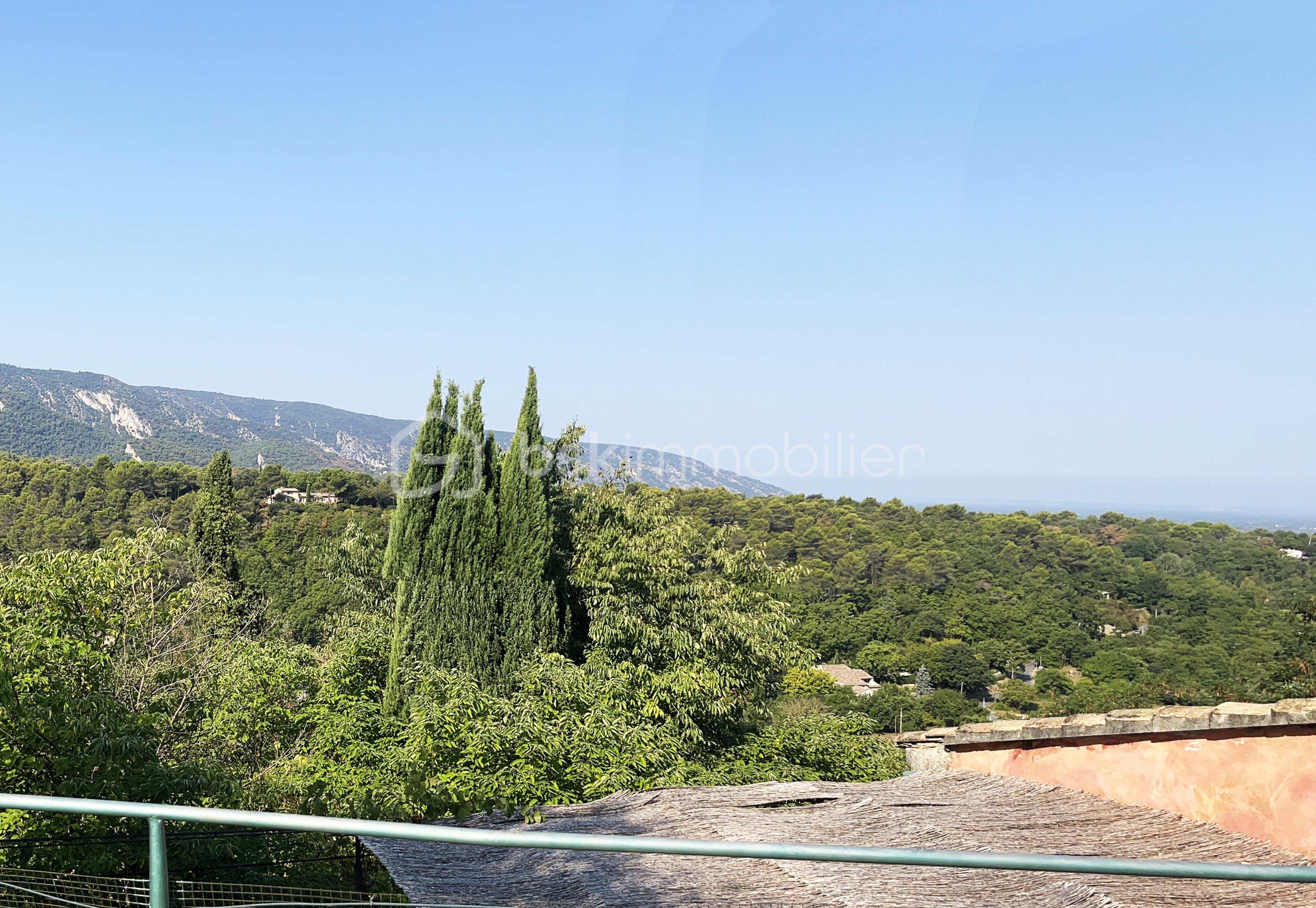 Maison provencale de 176 m² - Vue entree.jpg