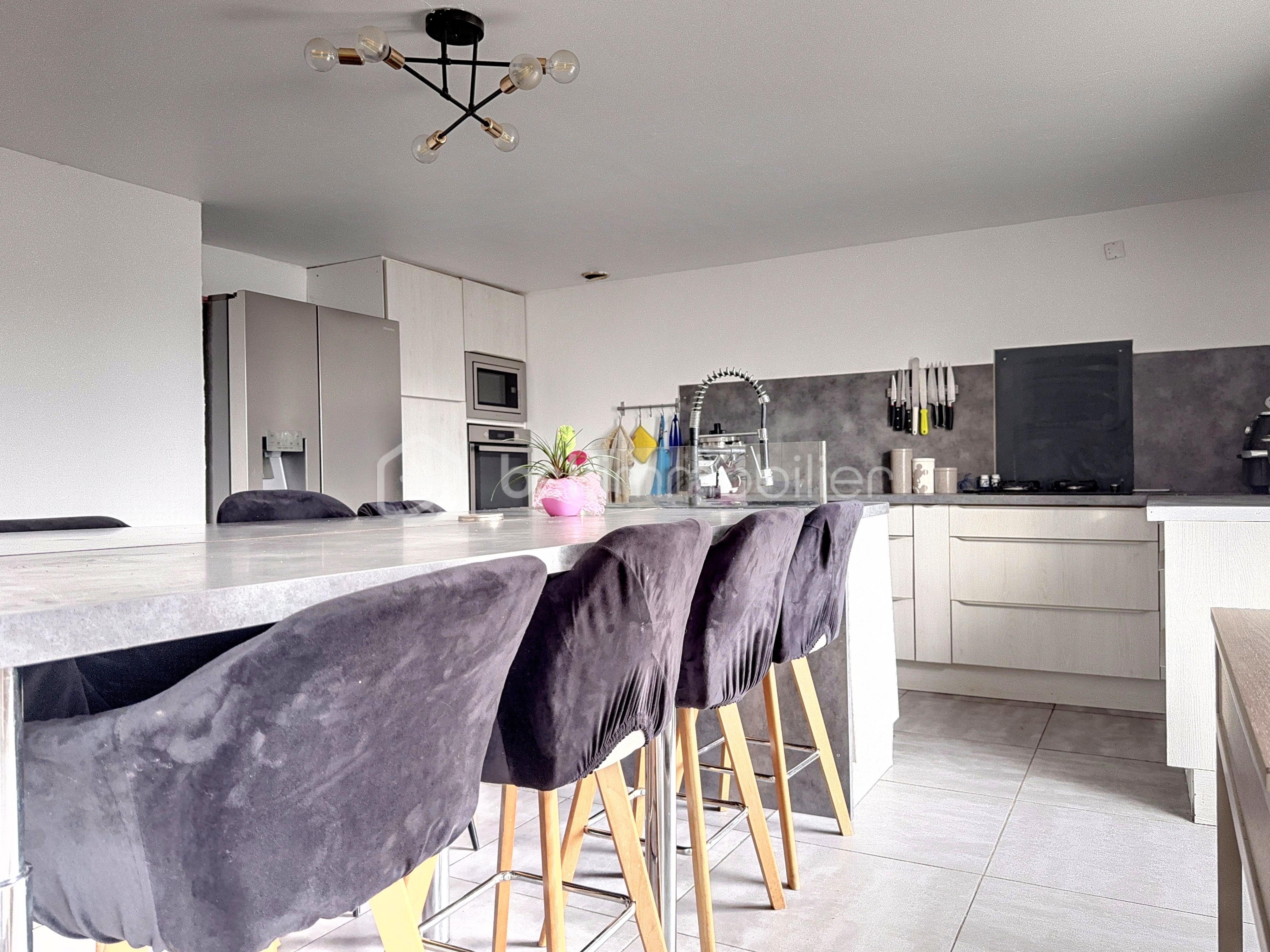 Maison traditionnelle de 155 m² - 97D3D540-6258-25F2-FB83-9F85F7C905A4.jpg