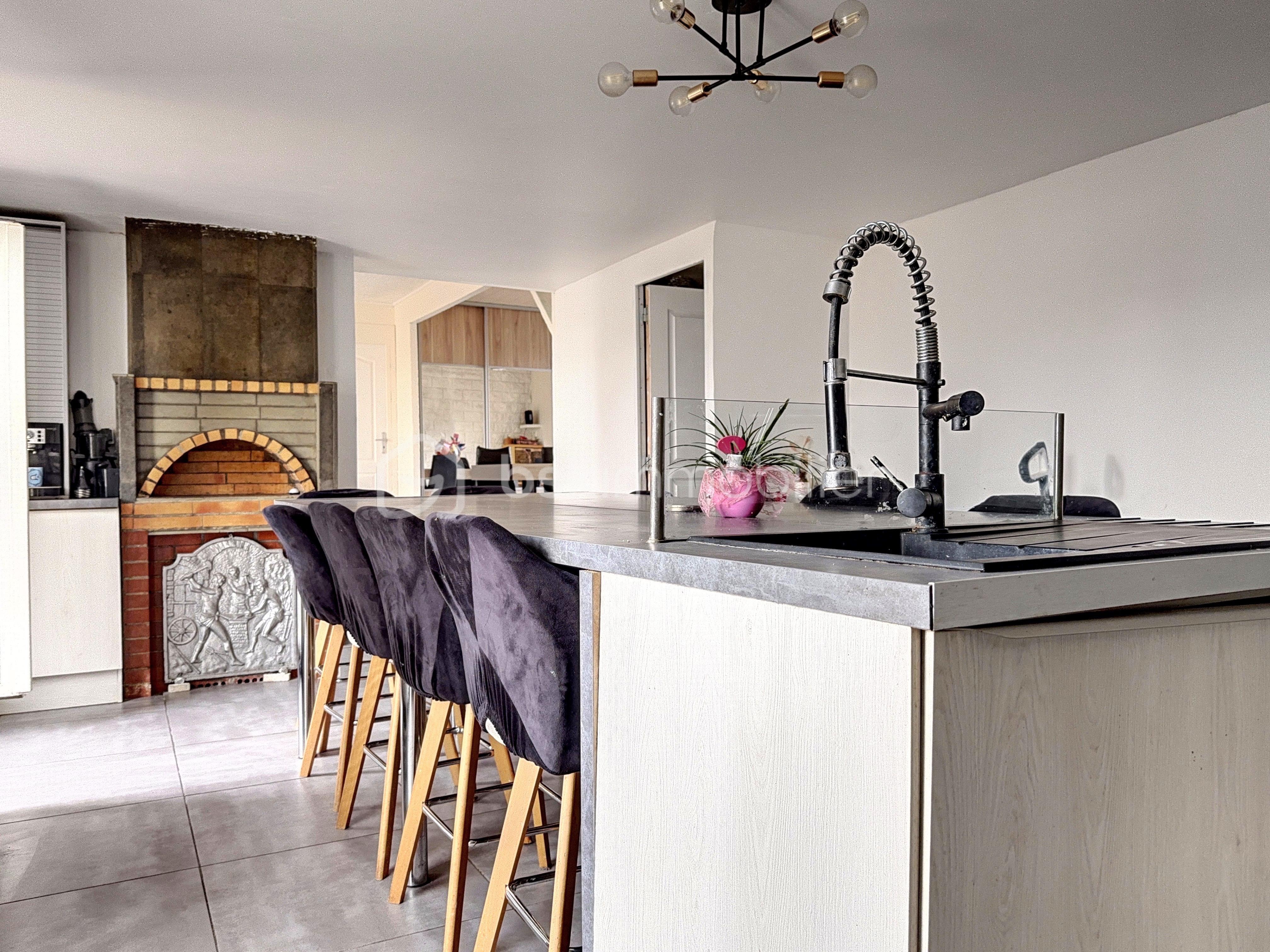 Maison traditionnelle de 155 m² - F381C5D0-000F-2A88-BAFA-64B894B2D380.jpg