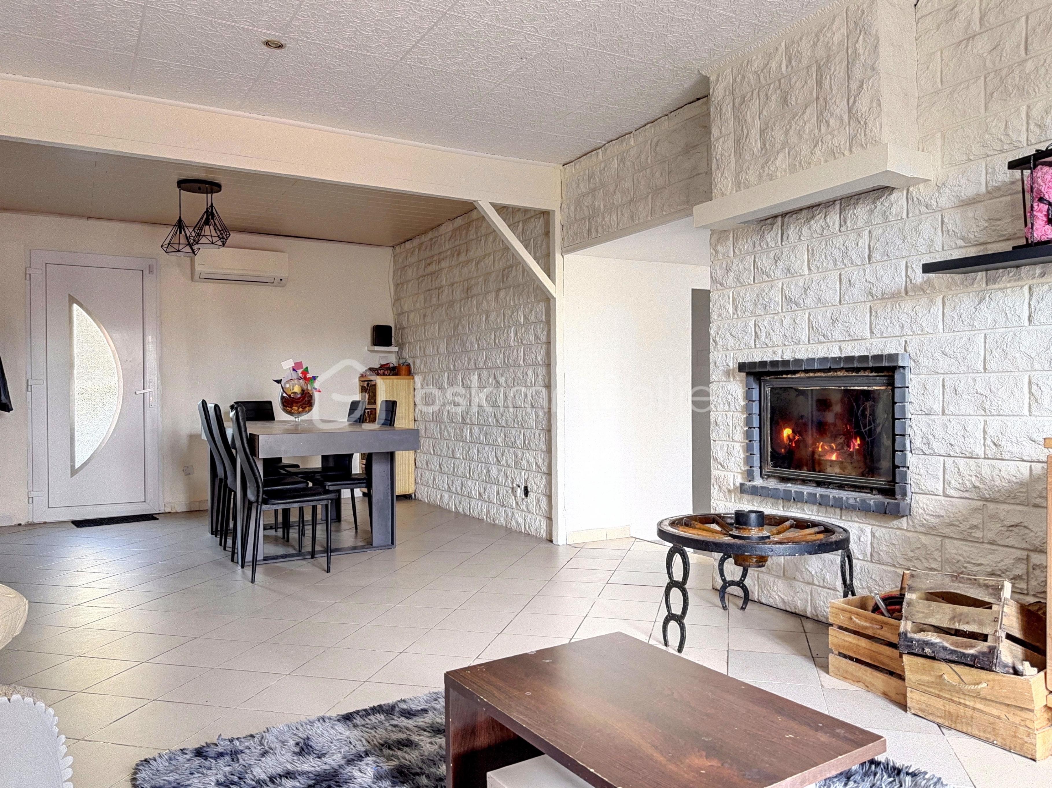 Maison traditionnelle de 155 m² - 55F4DF74-31D4-4839-CF84-13536A21F91D.jpg