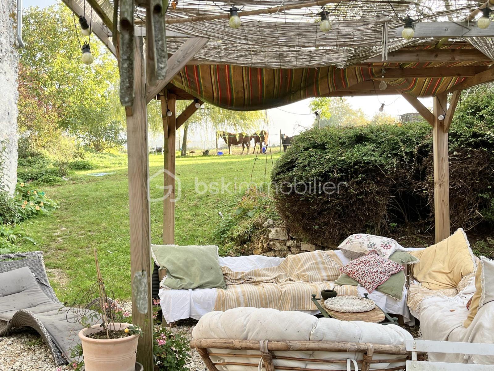 Maison de 192 m² - 4539f8b8-3ca6-4545-8318-240b89819b63.jpeg