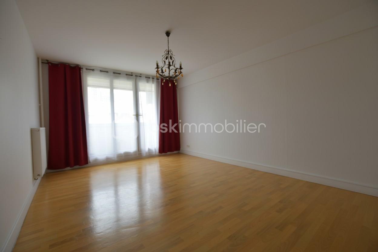 Appartement de 82 m² - generated_2026-01-25T10_24_43.481.jpg