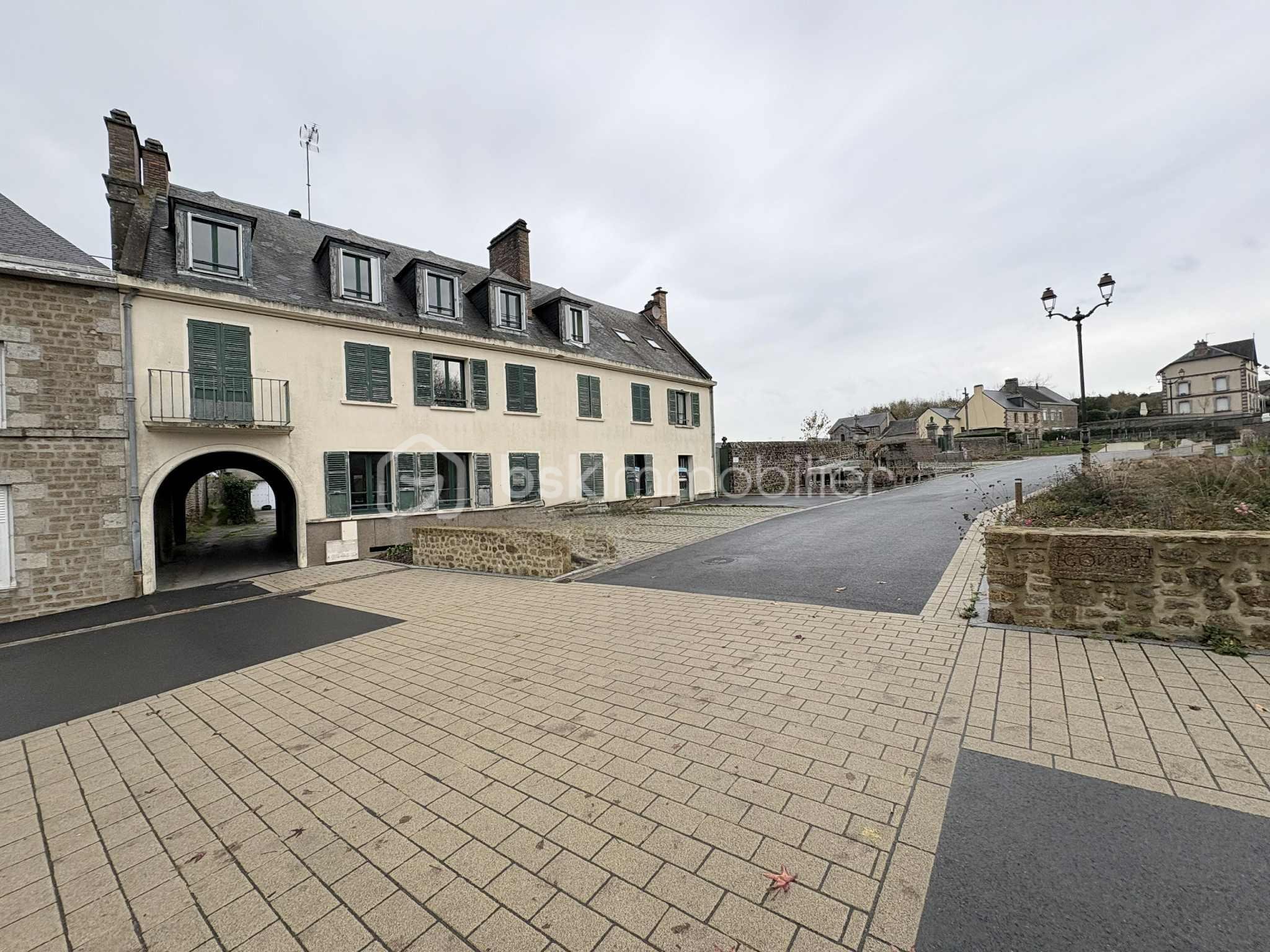 Immeuble mixte de 573 m²