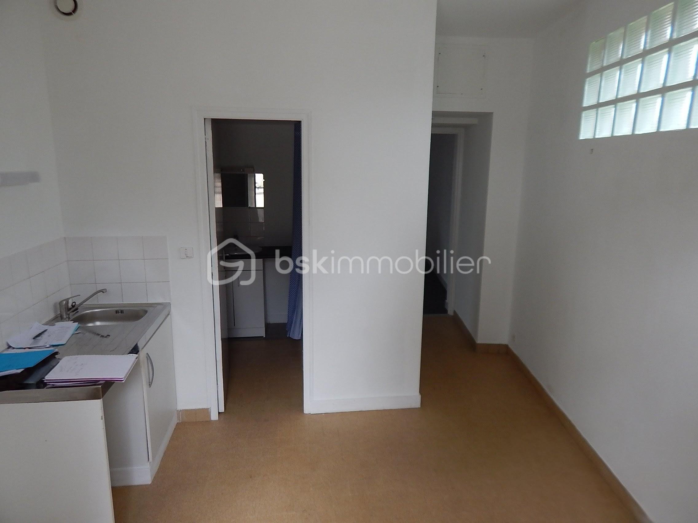 Immeuble mixte de 573 m² - DSCN4585.JPG