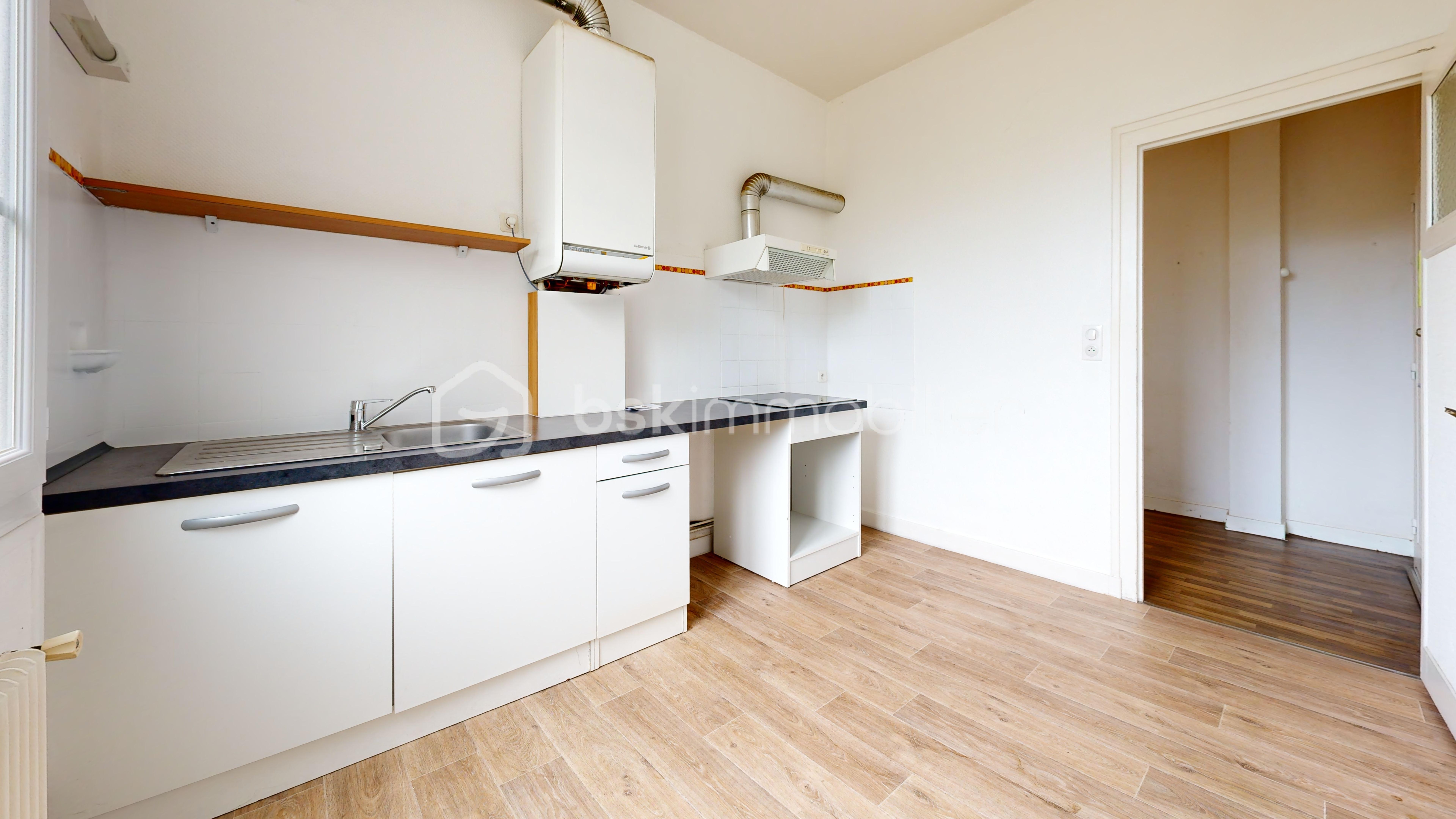 Appartement de 44 m² - Avenue-Des-Ruchoux-Kitchen 1.jpg