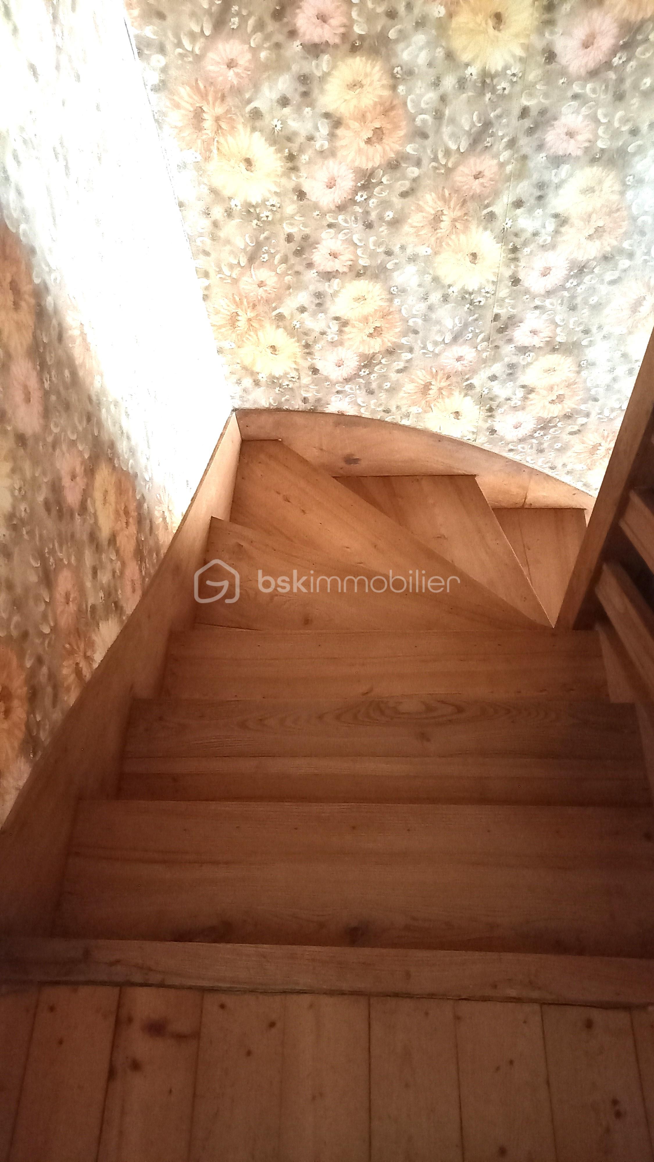 Maison de 71 m² - Photo escalier.jpg