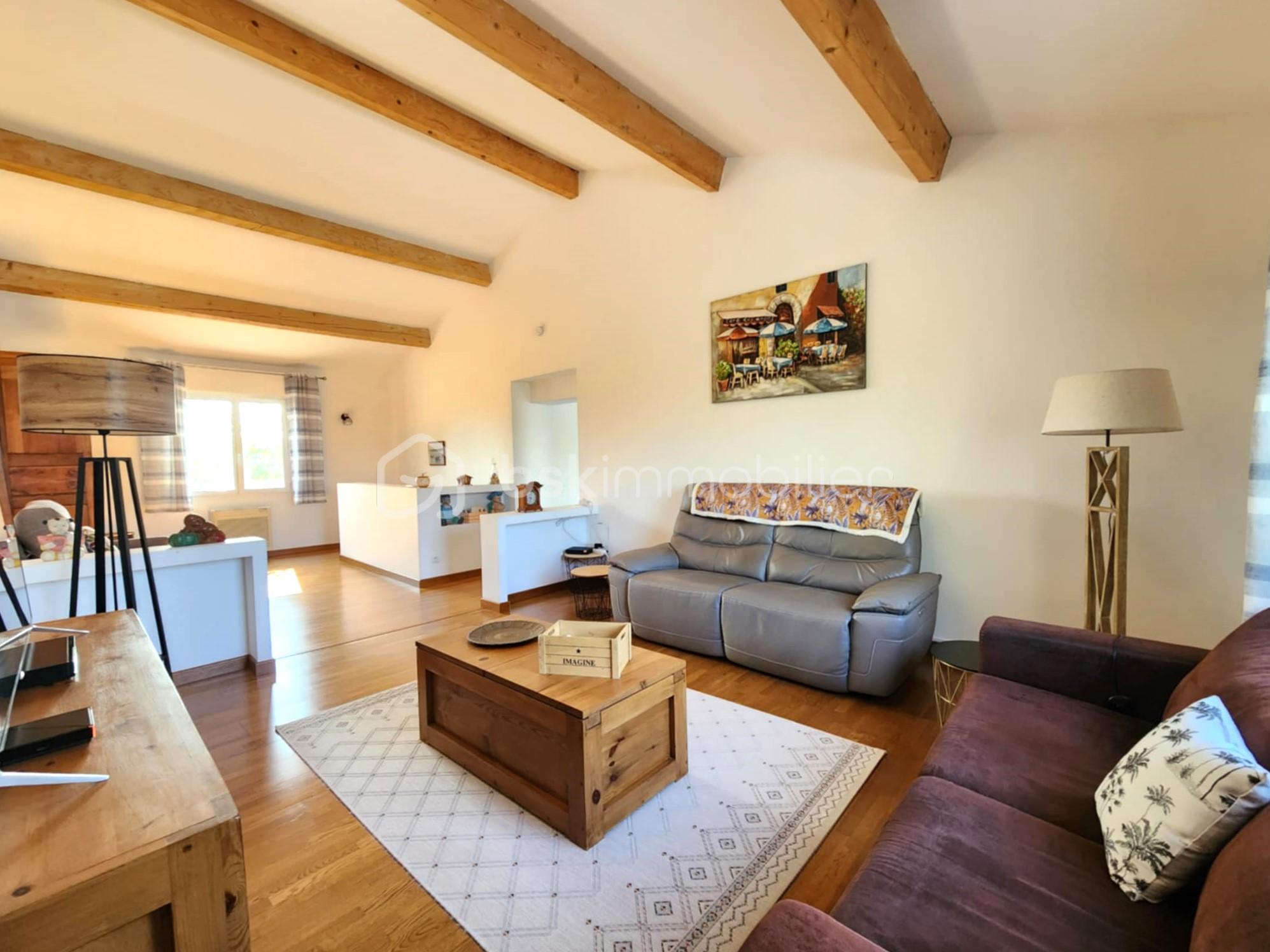 Villa de 179 m² - 2a5758b9-1a03-4c2e-a217-9866062f859a.jpg