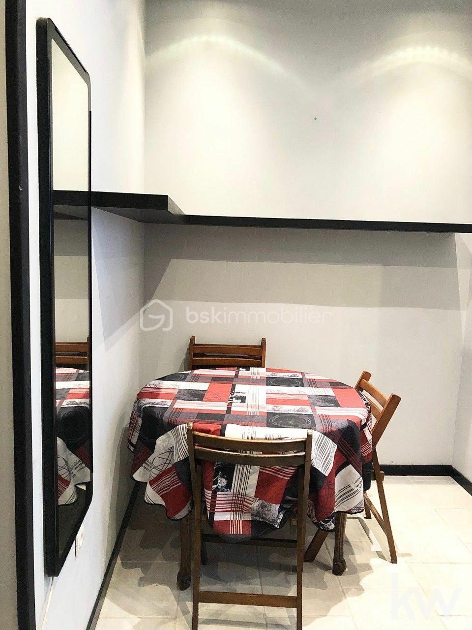 Appartement de 25 m² - entréé bouachiri.jpg