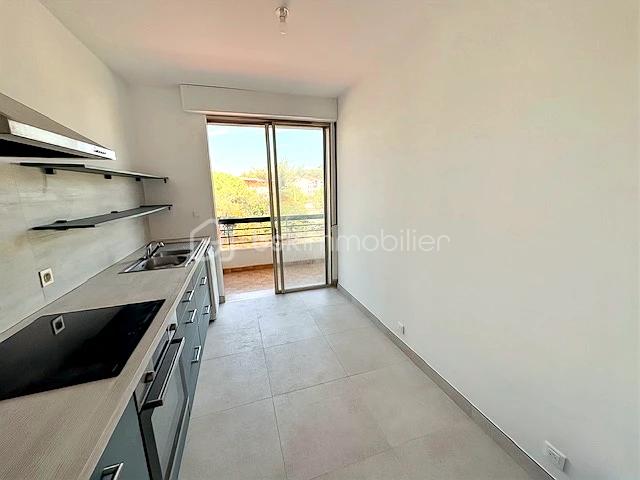 Appartement de 91,20 m² - liloo-downloaderaF7q25