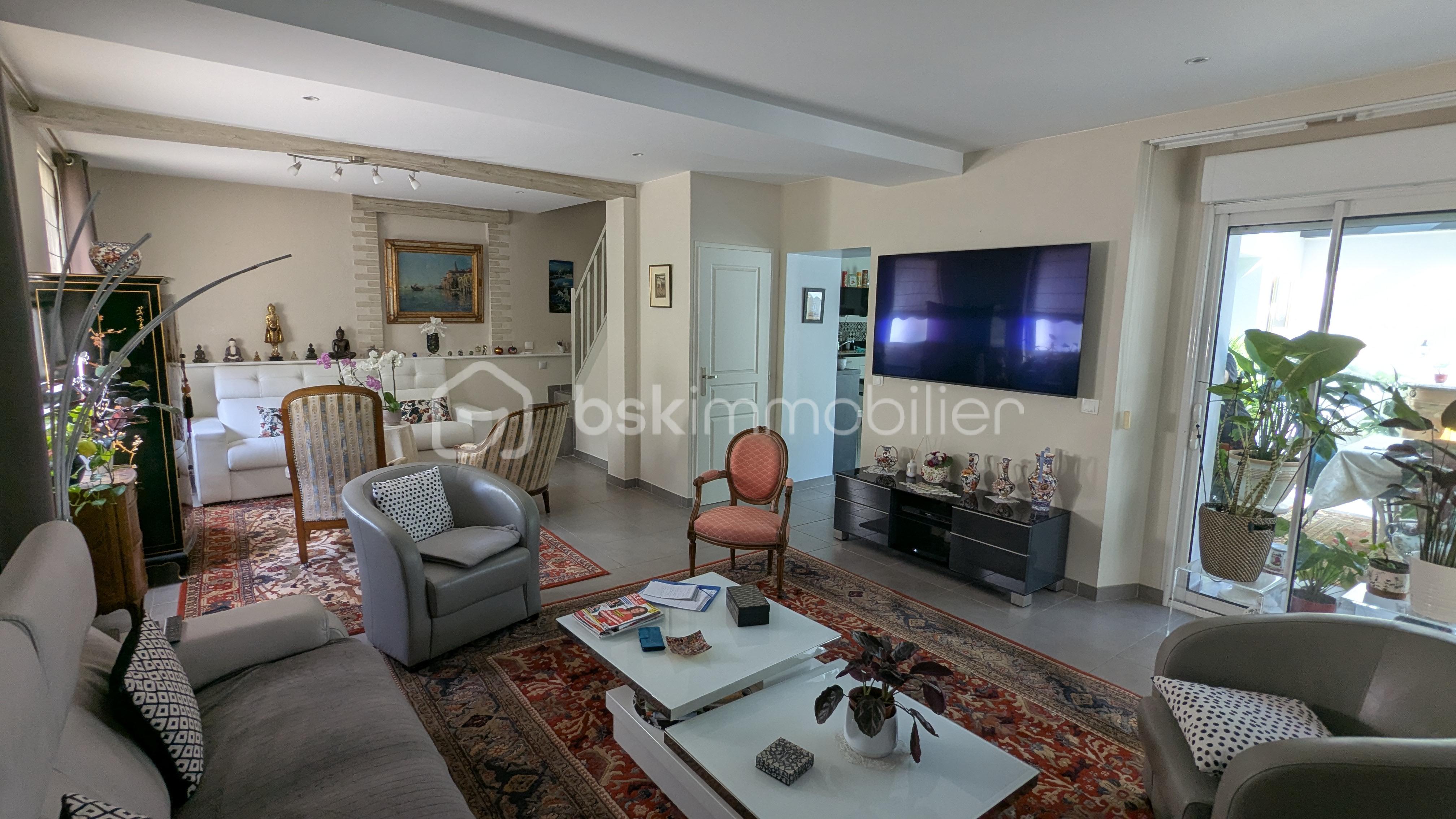 Maison de ville de 154 m² - PXL_20250701_084607218.jpg