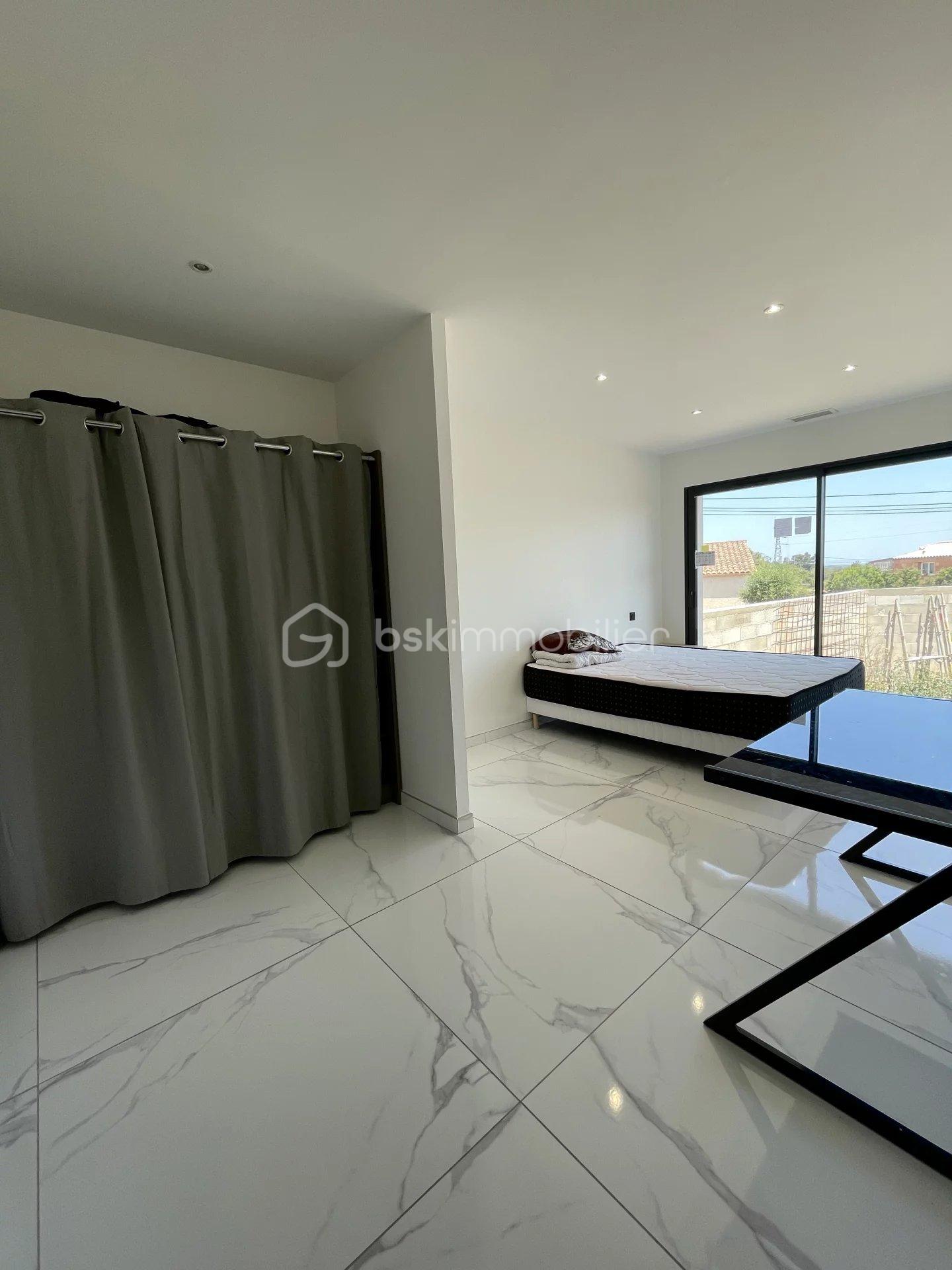 Maison de 139 m² - 4f7545ec39295abf7a89101e1c38ead7_ca967f06be_1920.jpg