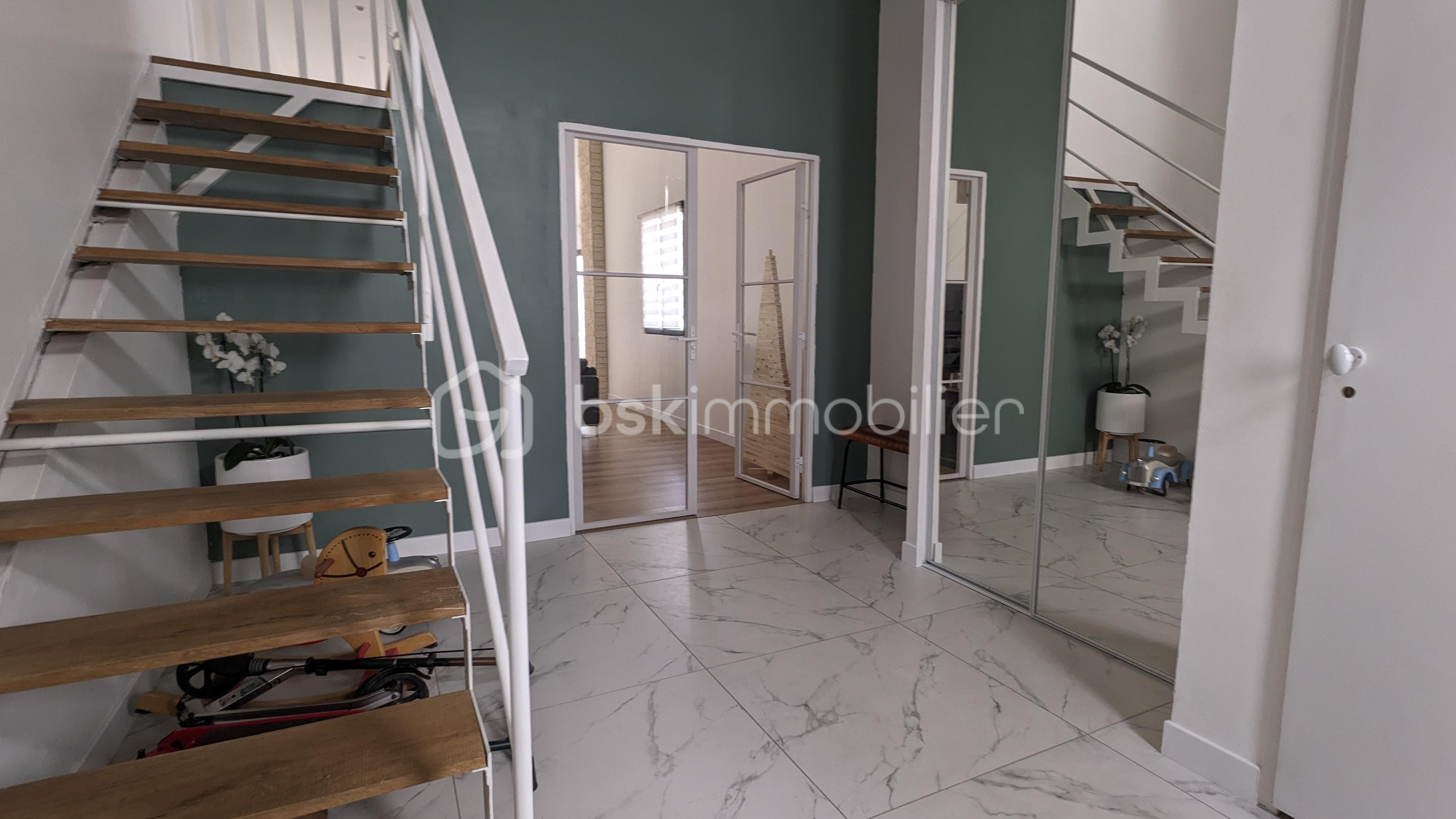 Maison de 142 m² - PXL_20250923_095427871.jpg