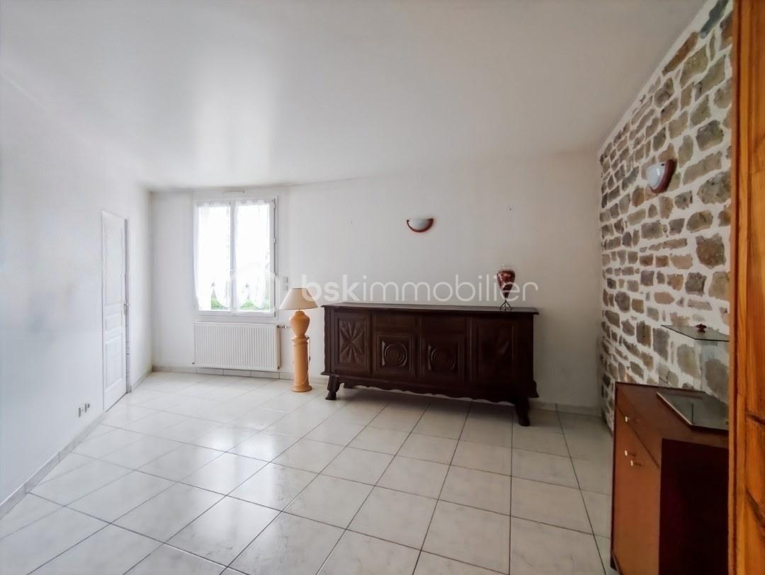 2223961264565839675 2.JPG