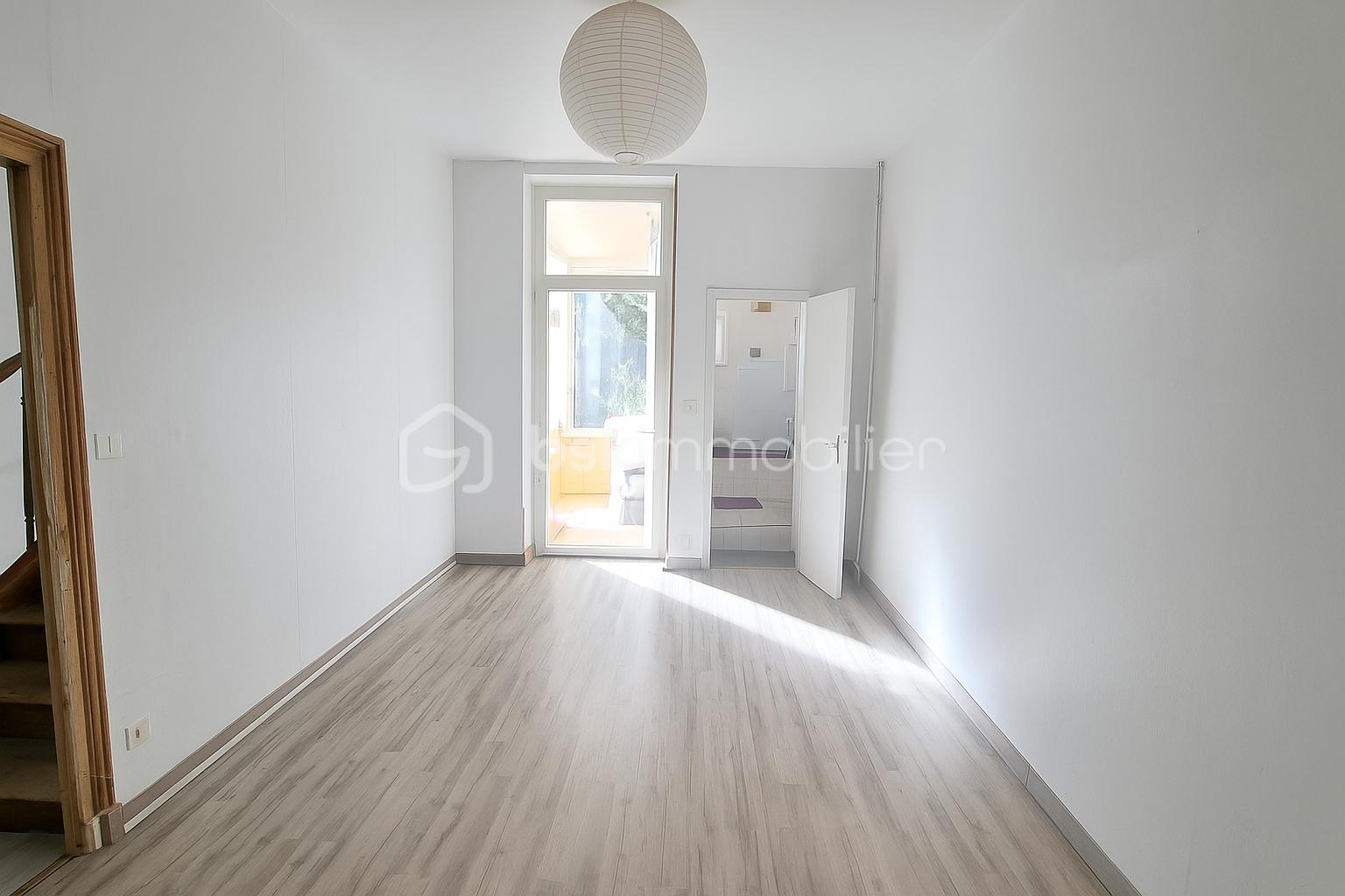 Maison de 124 m² - photo salon.png