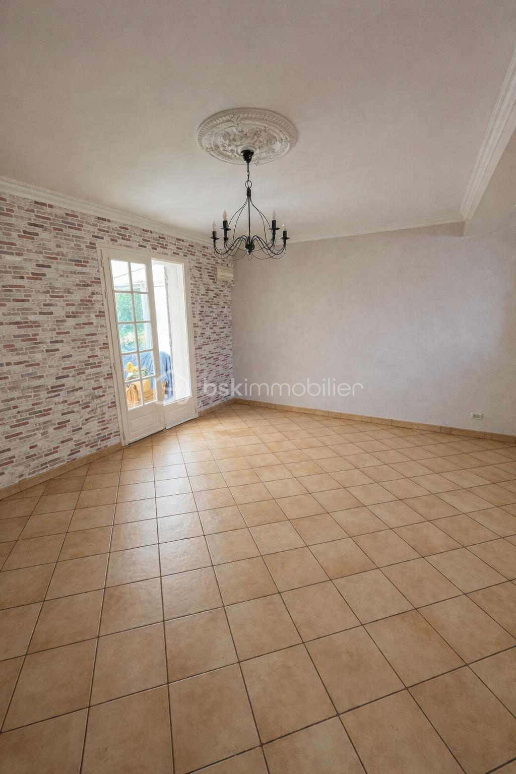 Demeure de 140 m² - E251A832-4A26-4066-B559-E3F16A374D88.png