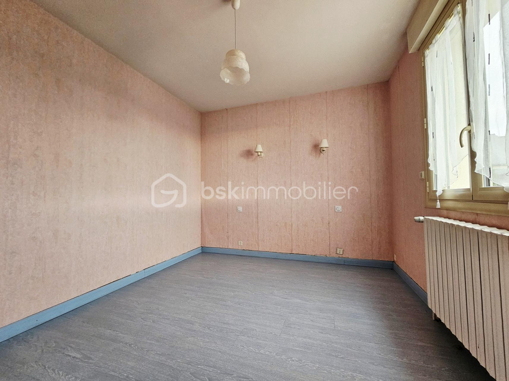 Maison traditionnelle de 140 m² - Chbre rdc 2.jpg