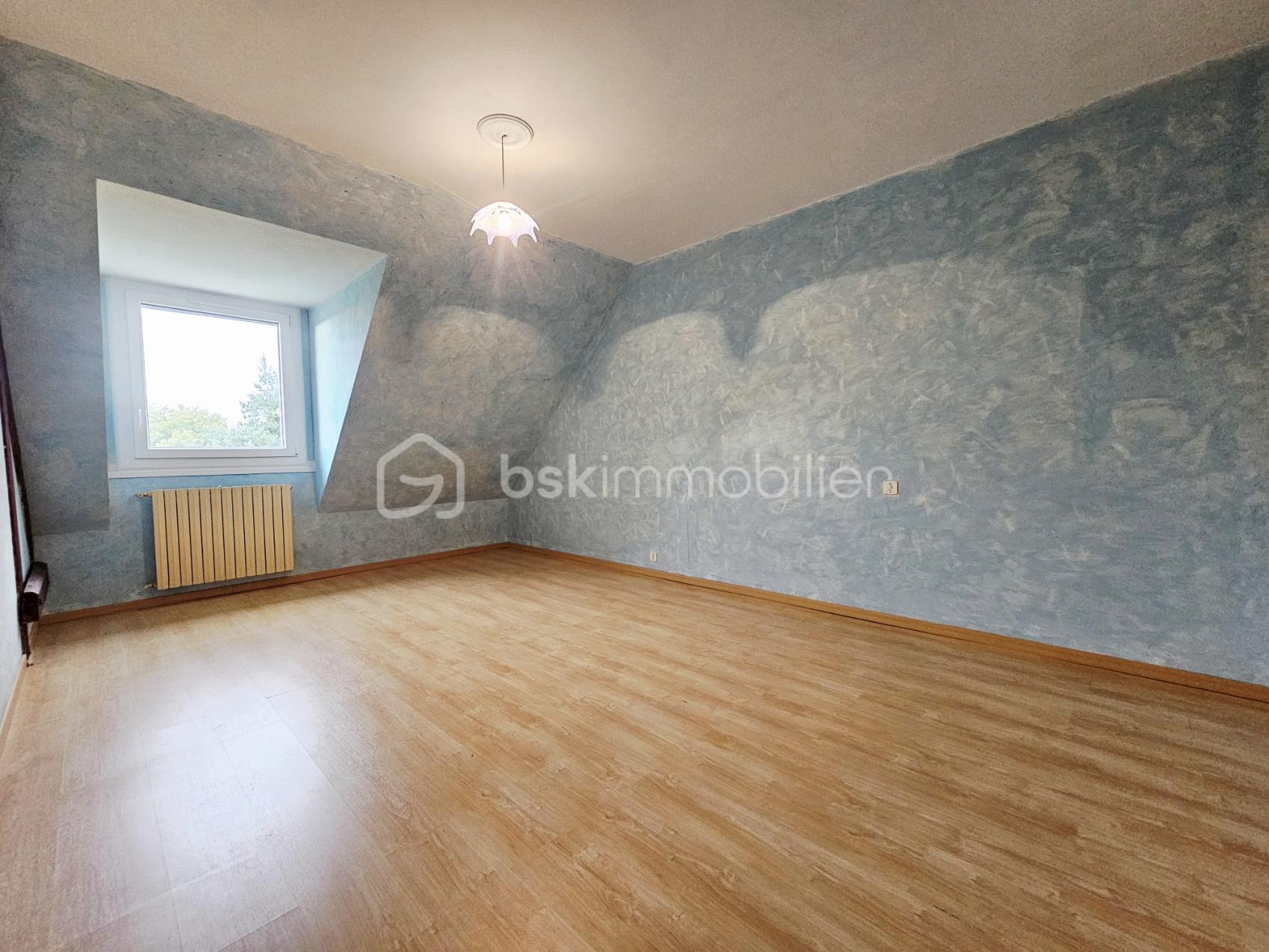 Maison traditionnelle de 140 m² - Chbre etage 3.jpg