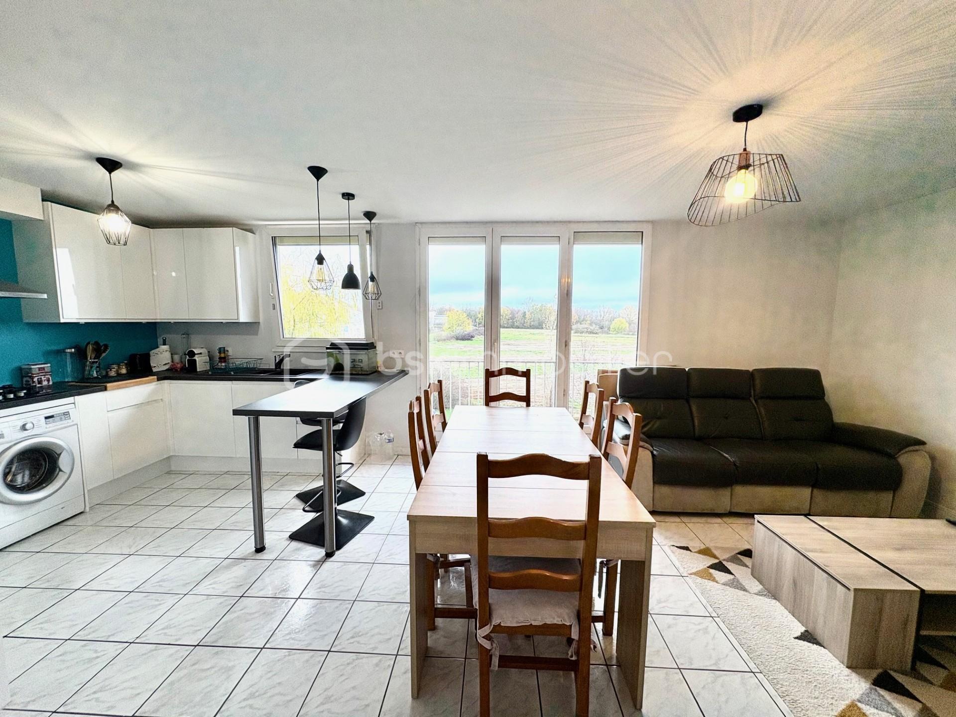 Appartement de 74 m² - thumbnail_IMG_6215.jpg