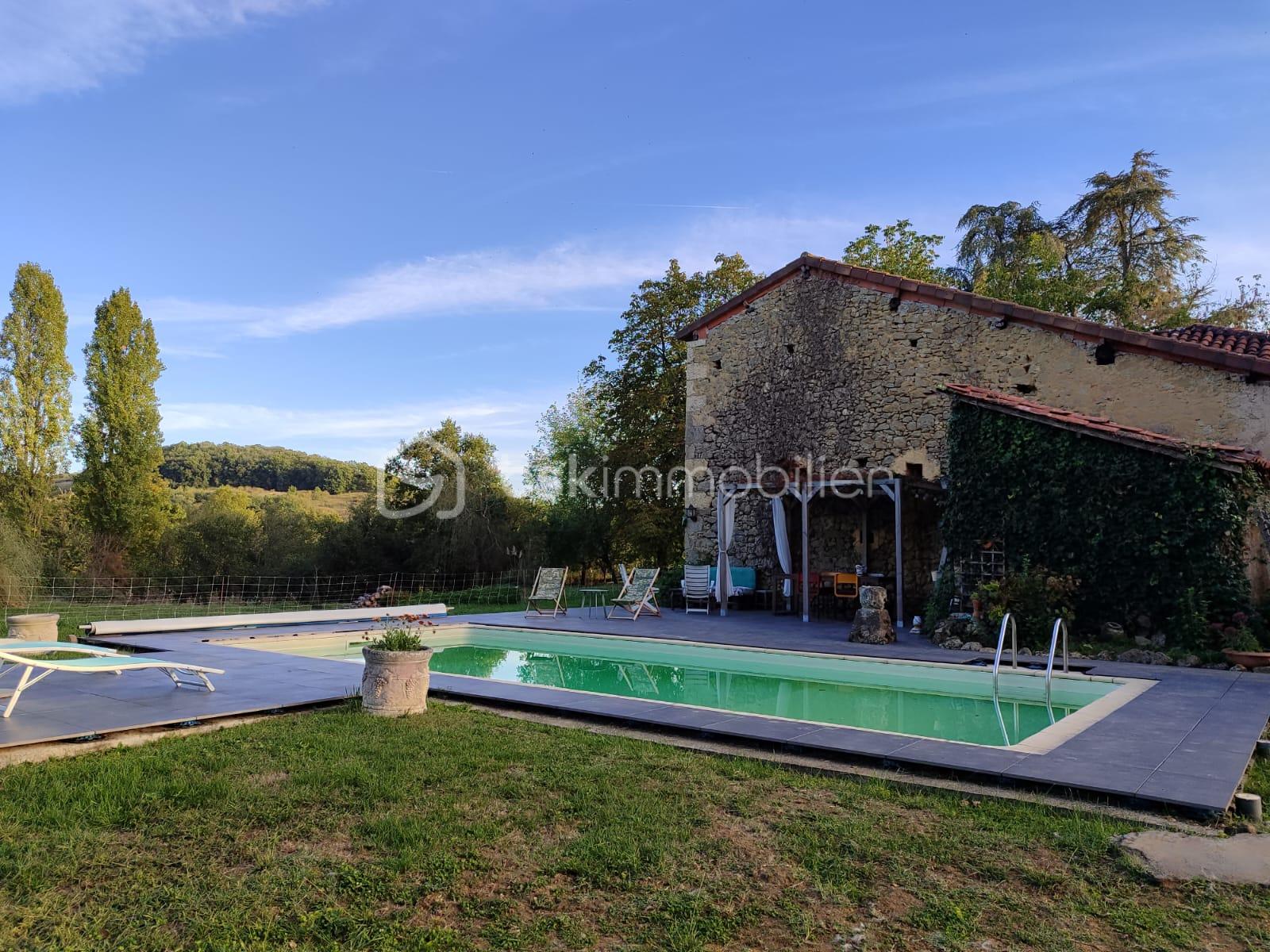 Maison ancienne de 222 m² - IMG-20251008-WA0026.jpg