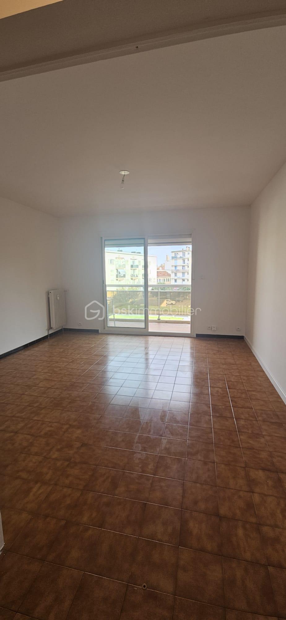 Appartement de 80 m² - WhatsApp Image 2025-11-16 at 15.51.09 (3).jpeg