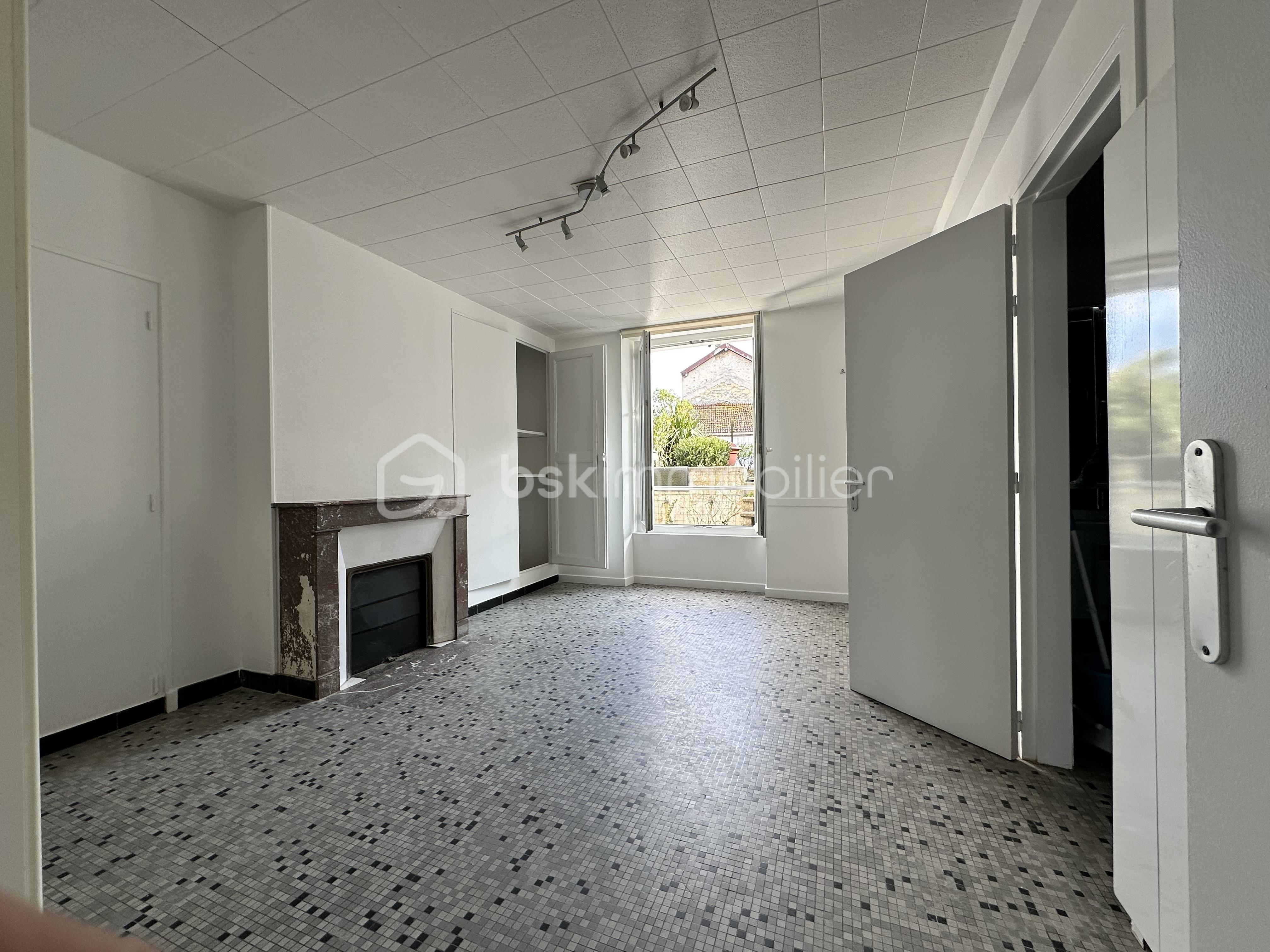 Local d activites de 50 m² - IMG_8288 2 - copie.jpg