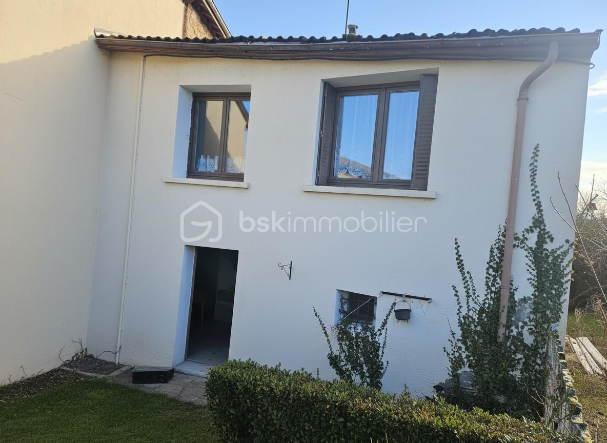 Maison de village de 92,50 m² - generated_2026-01-30T09_12_11.175.jpg