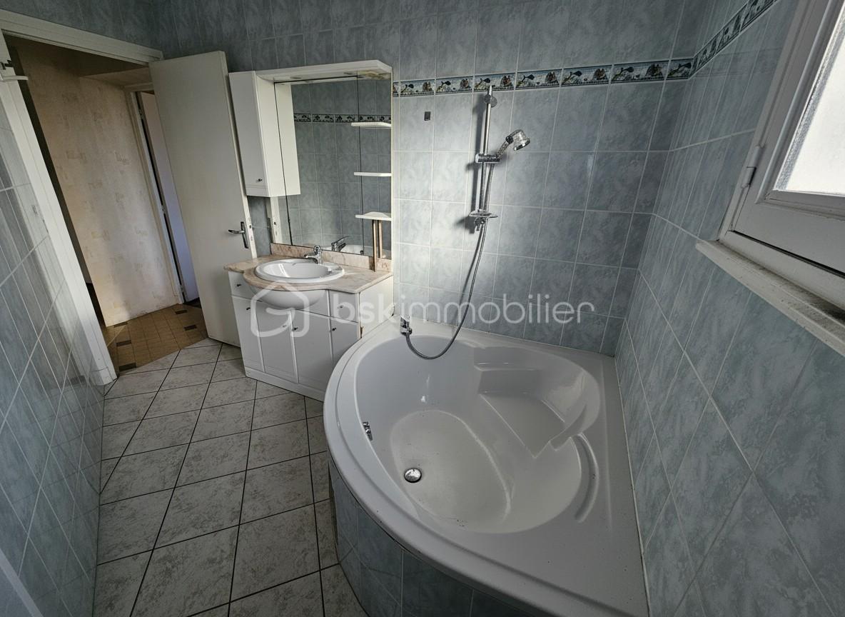 Maison de village de 92,50 m² - generated_2026-01-30T09_24_57.833.jpg