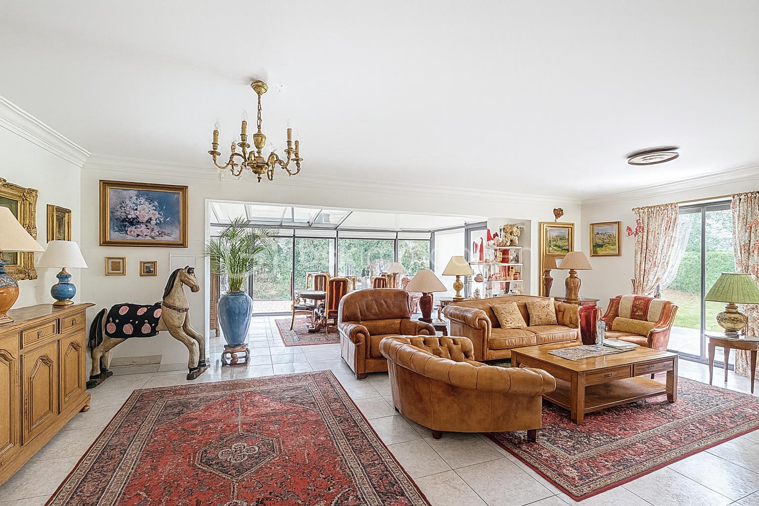Maison de 230 m² - ChatGPT Image 1 août 2025 à 19_28_34.png