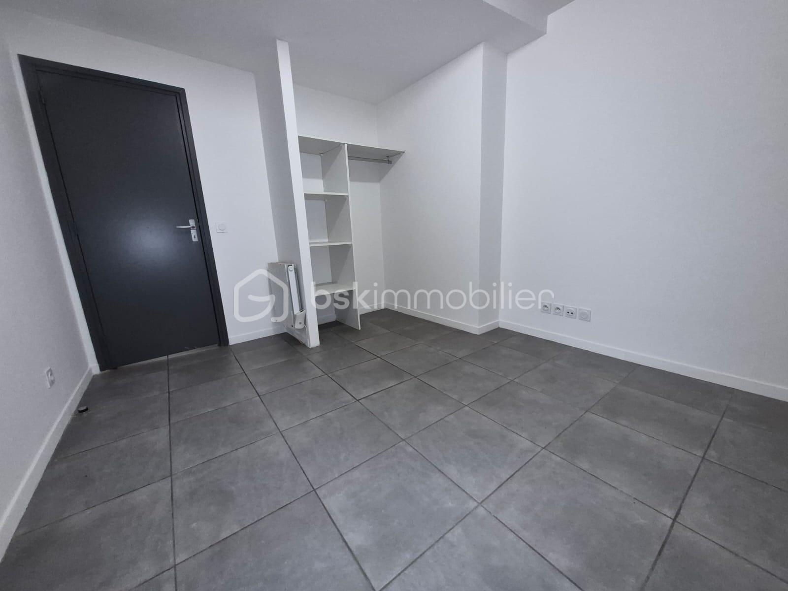 WhatsApp Image 2026-03-22 at 22.02.04 (6).jpeg