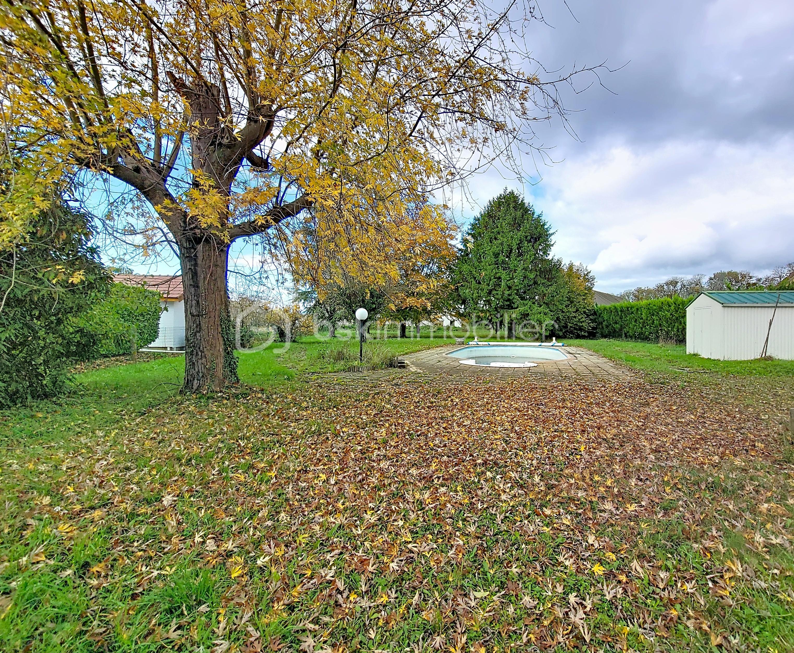 Maison de 119 m² - arrière piscine.jpg
