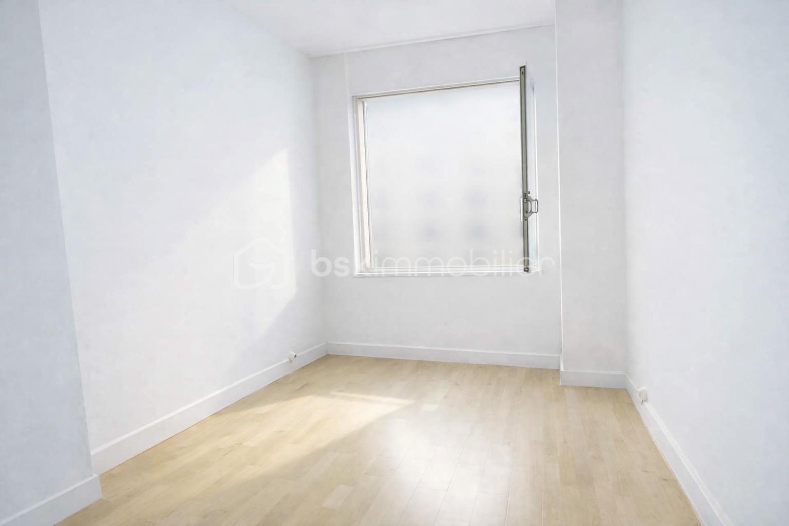 vide coté fenetre.png