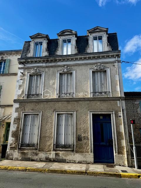 Immeuble mixte de 160 m²