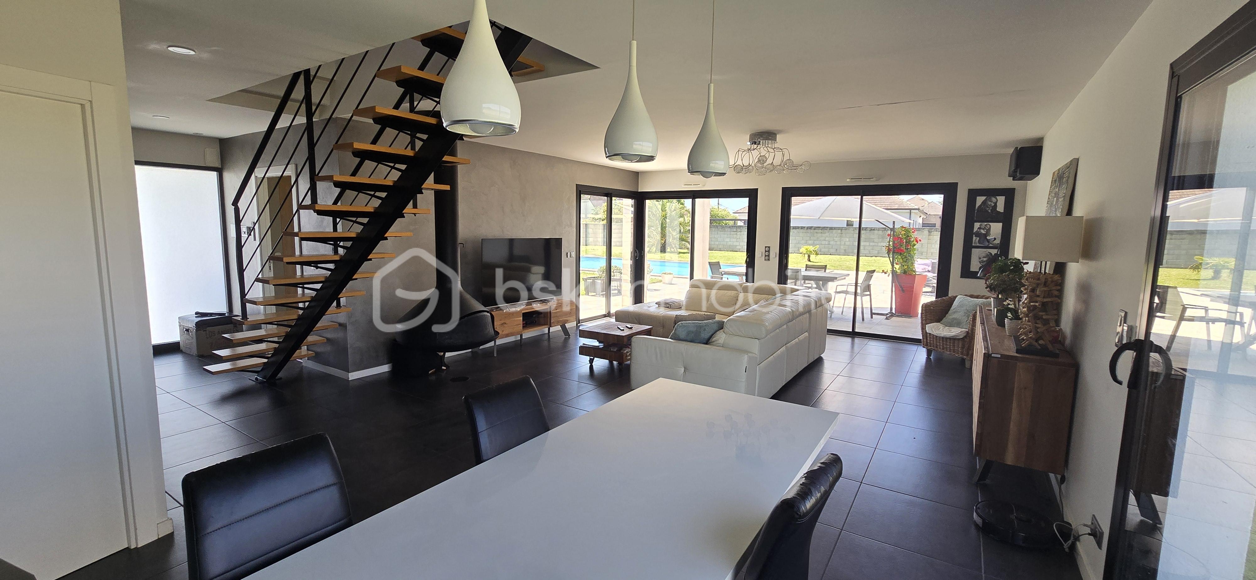 Maison de 165 m² - 20250530_123542.jpg